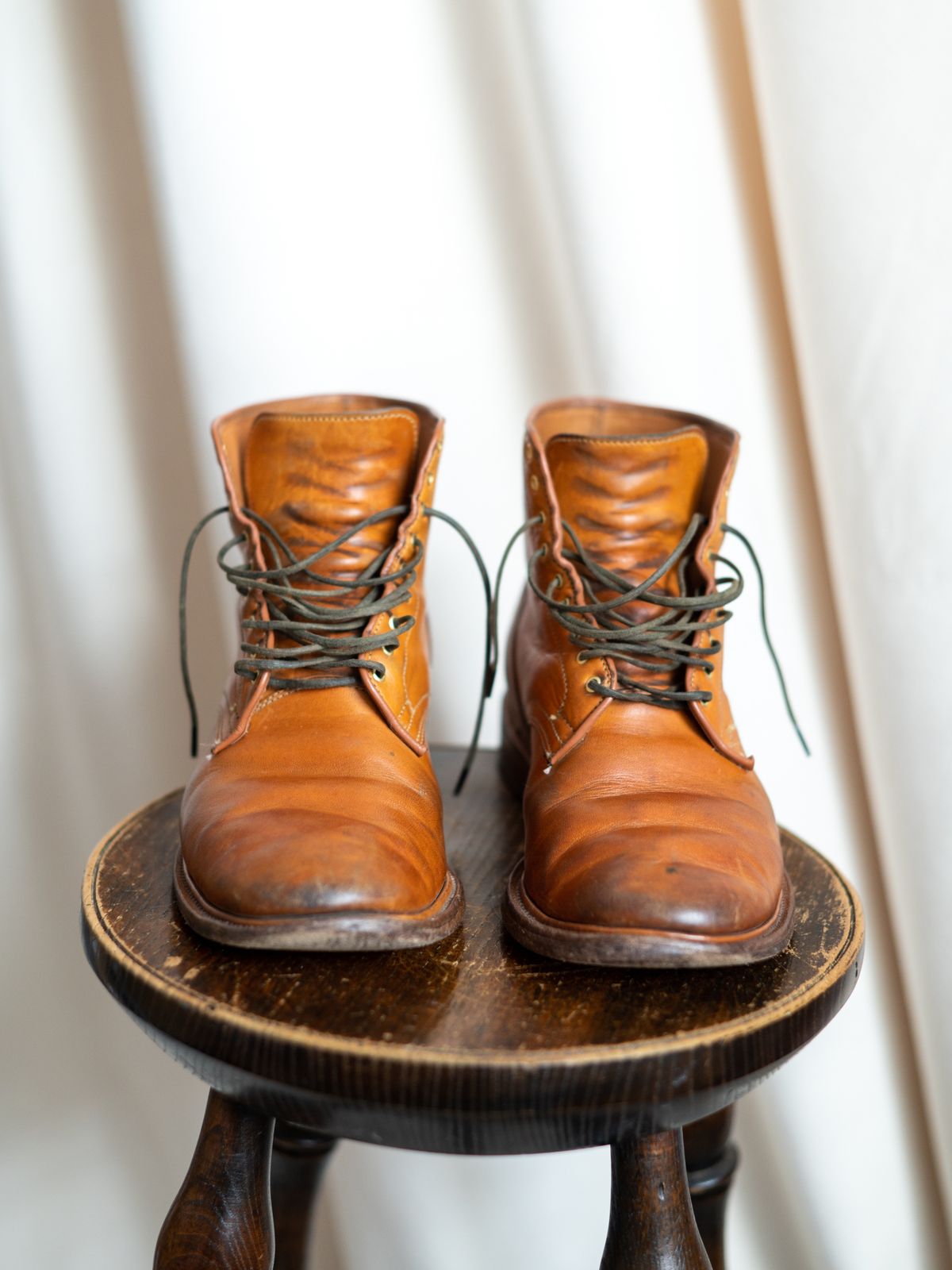 Photo by sixtyreid on April 5, 2023 of the Viberg Officer Boot in Shinki Camel Latigo Horsehide.