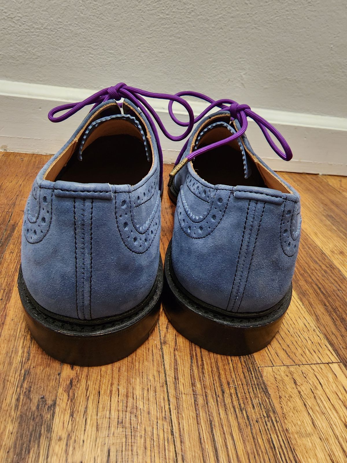 Photo by PrimordialOohs on October 5, 2022 of the Tricker's Bourton Country Shoe in Zonta Indigo Castorino Suede.
