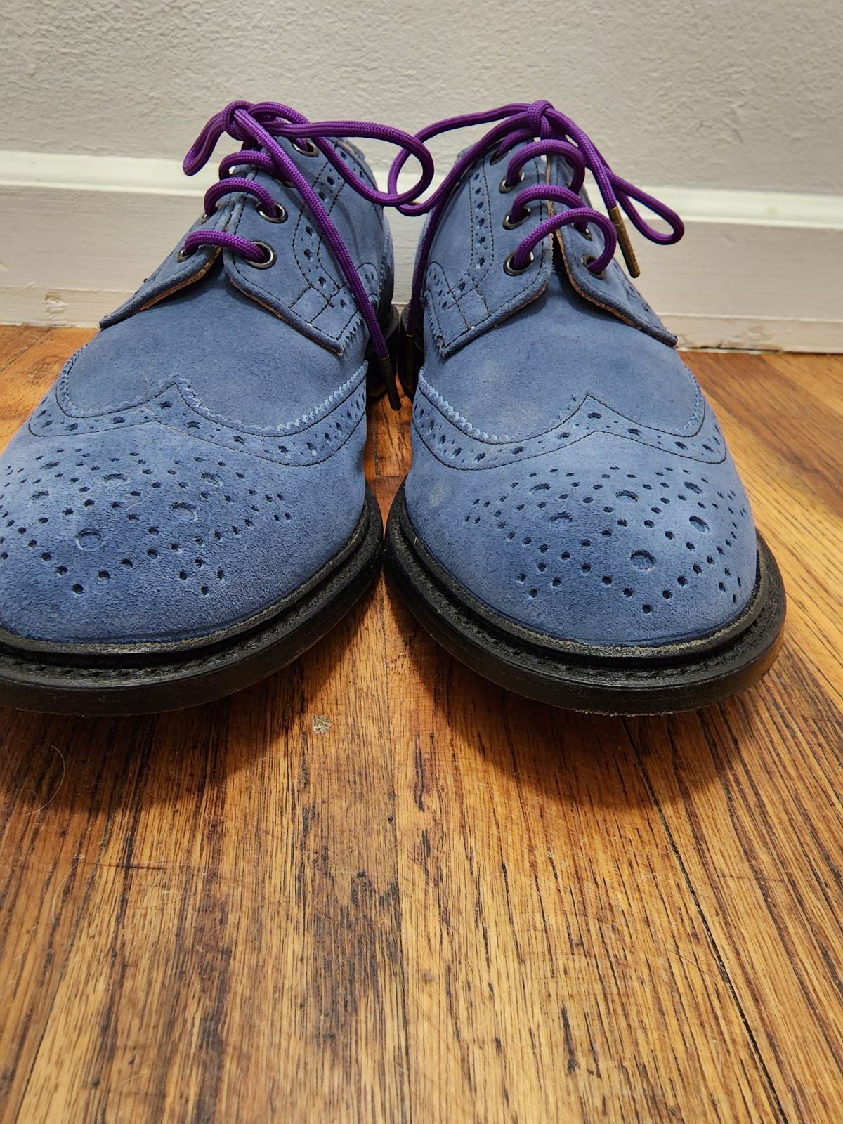 Photo by PrimordialOohs on October 5, 2022 of the Tricker's Bourton Country Shoe in Zonta Indigo Castorino Suede.
