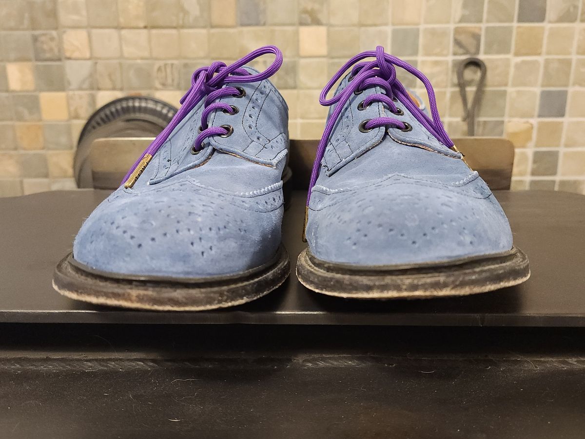 Photo by PrimordialOohs on November 2, 2022 of the Tricker's Bourton Country Shoe in Zonta Indigo Castorino Suede.