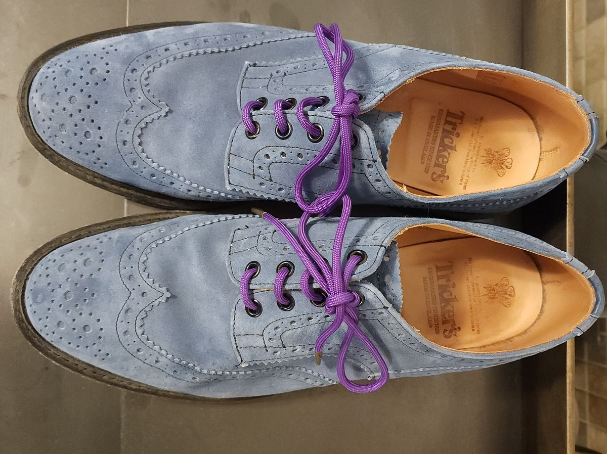 Photo by PrimordialOohs on November 2, 2022 of the Tricker's Bourton Country Shoe in Zonta Indigo Castorino Suede.