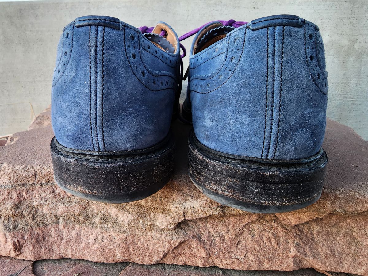 Photo by PrimordialOohs on February 6, 2023 of the Tricker's Bourton Country Shoe in Zonta Indigo Castorino Suede.