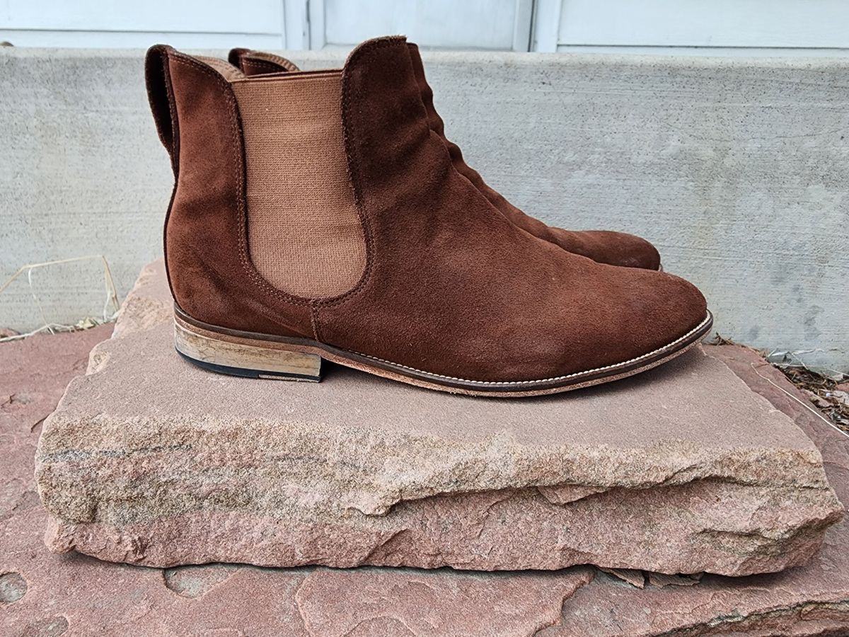 Photo by PrimordialOohs on April 6, 2023 of the Bomberos Unlisted Model in Snuff Waterproof German Suede.
