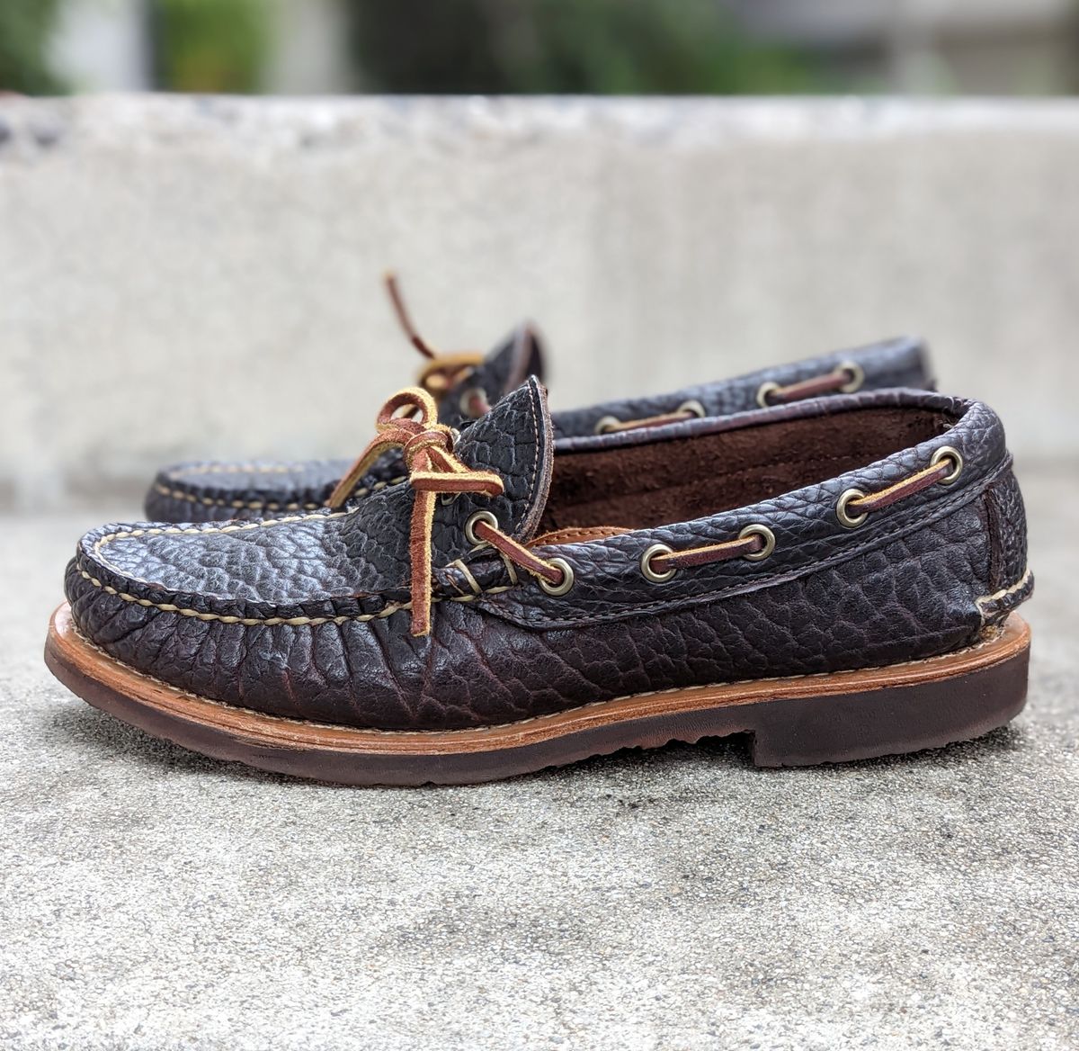 Photo by kat on December 1, 2022 of the Rancourt & Co. Unlisted Model in Rancourt Chocolate Tuscon Bison.