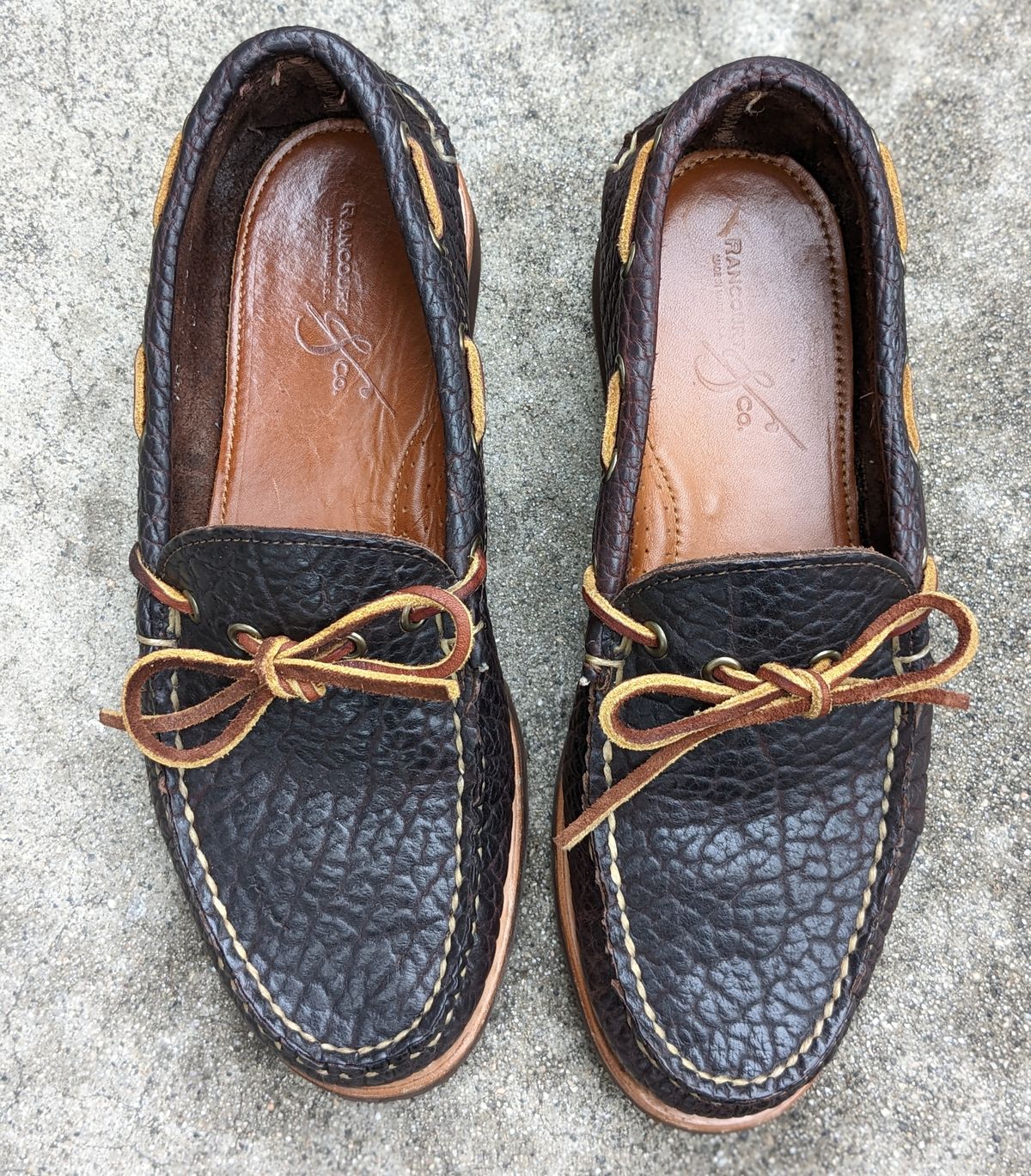 Photo by kat on December 1, 2022 of the Rancourt & Co. Unlisted Model in Rancourt Chocolate Tuscon Bison.
