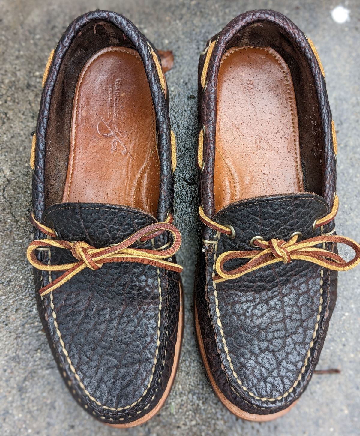 Photo by kat on January 3, 2023 of the Rancourt & Co. Unlisted Model in Rancourt Chocolate Tuscon Bison.