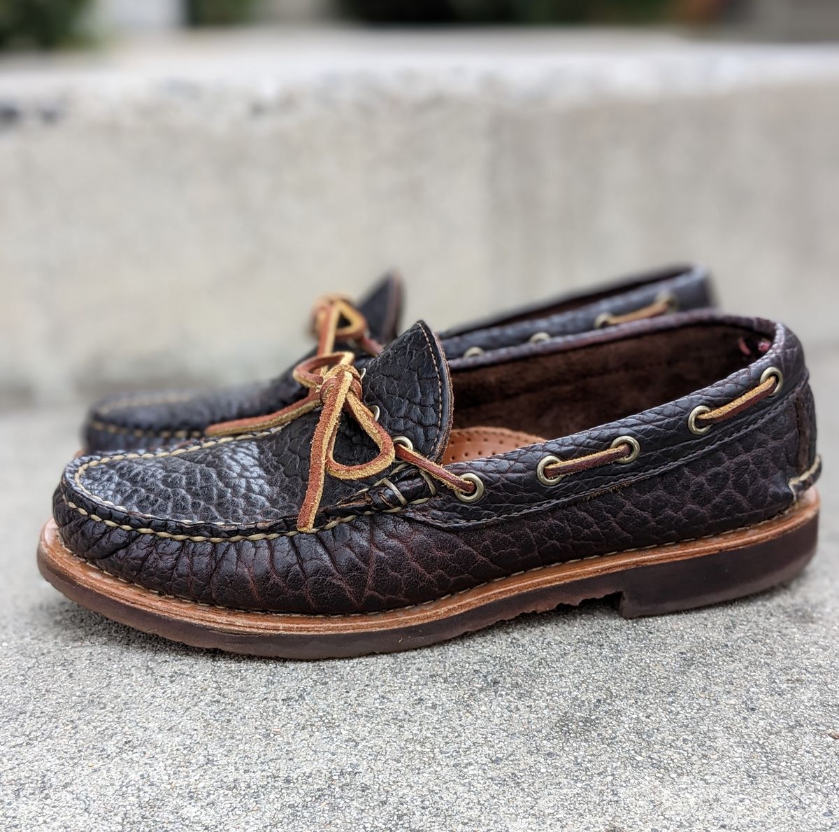 Photo by kat on February 3, 2023 of the Rancourt & Co. Unlisted Model in Rancourt Chocolate Tuscon Bison.
