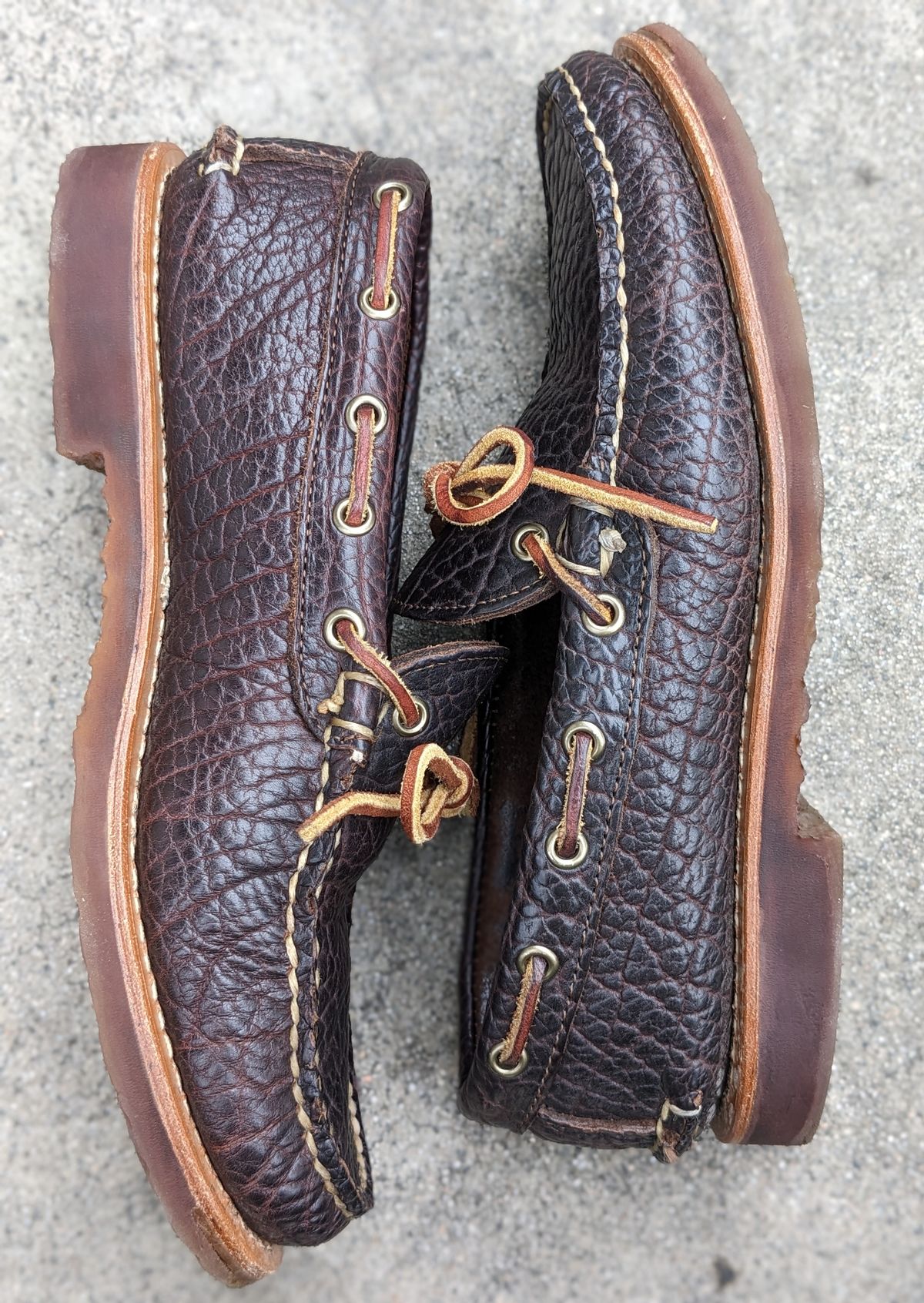Photo by kat on February 3, 2023 of the Rancourt & Co. Unlisted Model in Rancourt Chocolate Tuscon Bison.