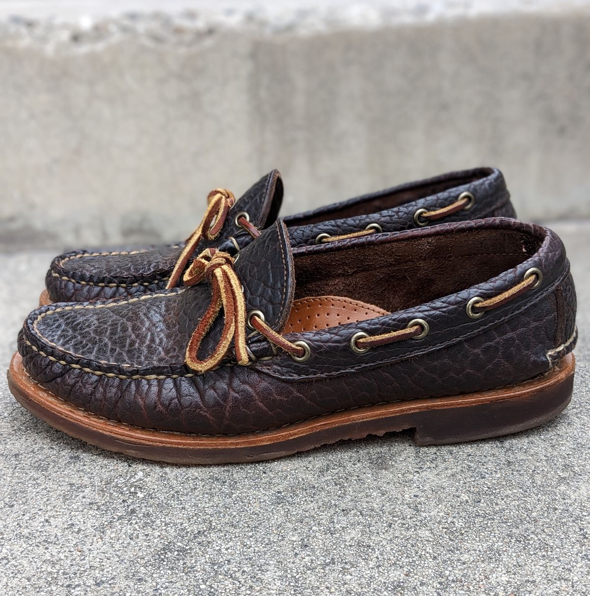 Photo by kat on April 3, 2023 of the Rancourt & Co. Unlisted Model in Rancourt Chocolate Tuscon Bison.
