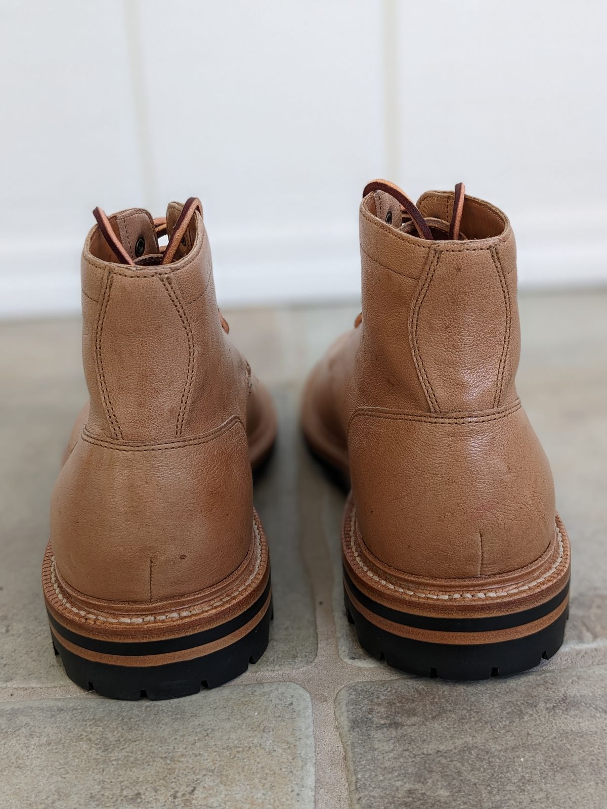 Photo by kat on October 1, 2022 of the Grant Stone Ottawa Boot in Incas Natural Kangaroo.