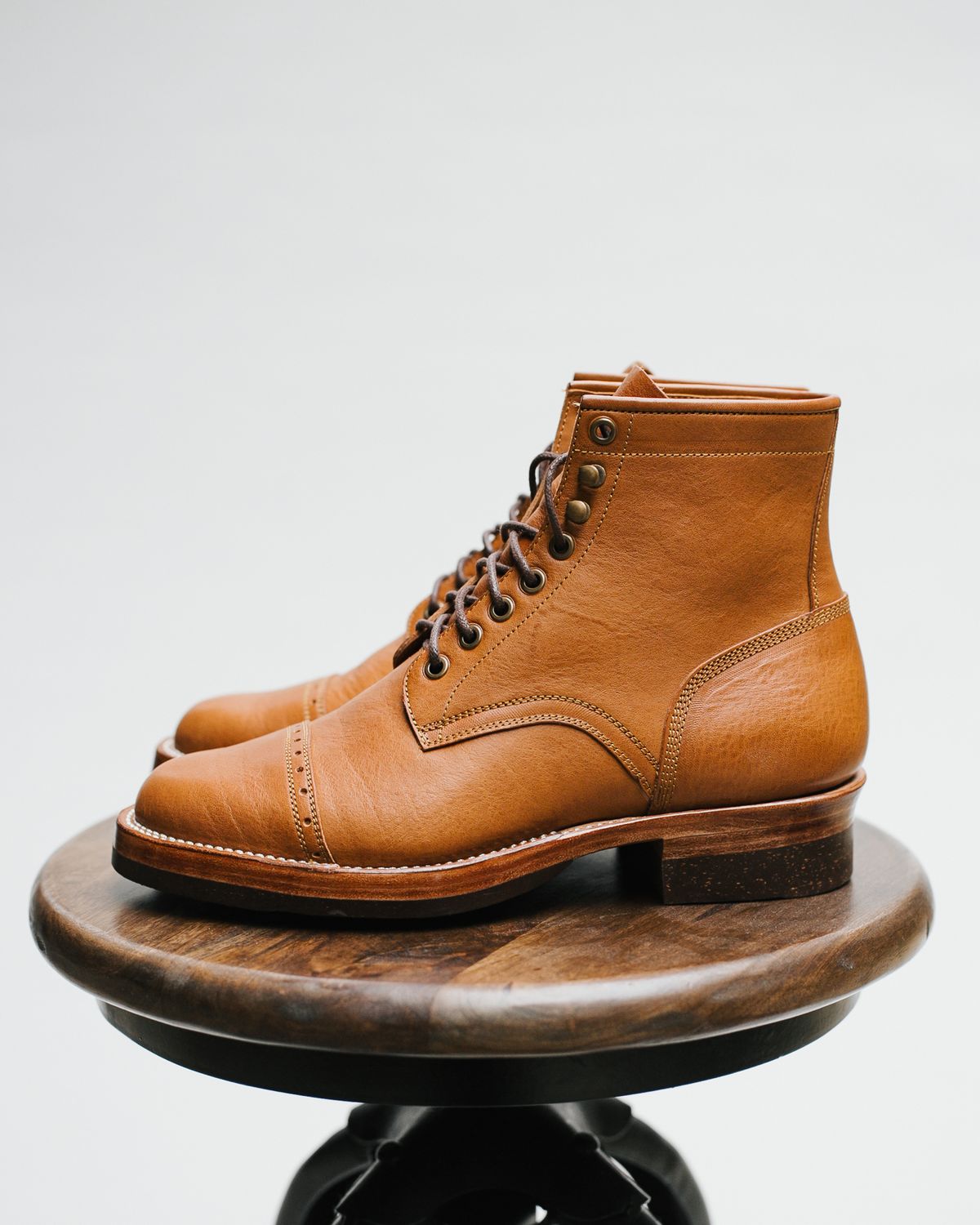 Photo by bsschneid89 on October 3, 2022 of the Benzein Kanon Brogue Cap Toe Boot in Badalassi Carlo Cognac Minerva.