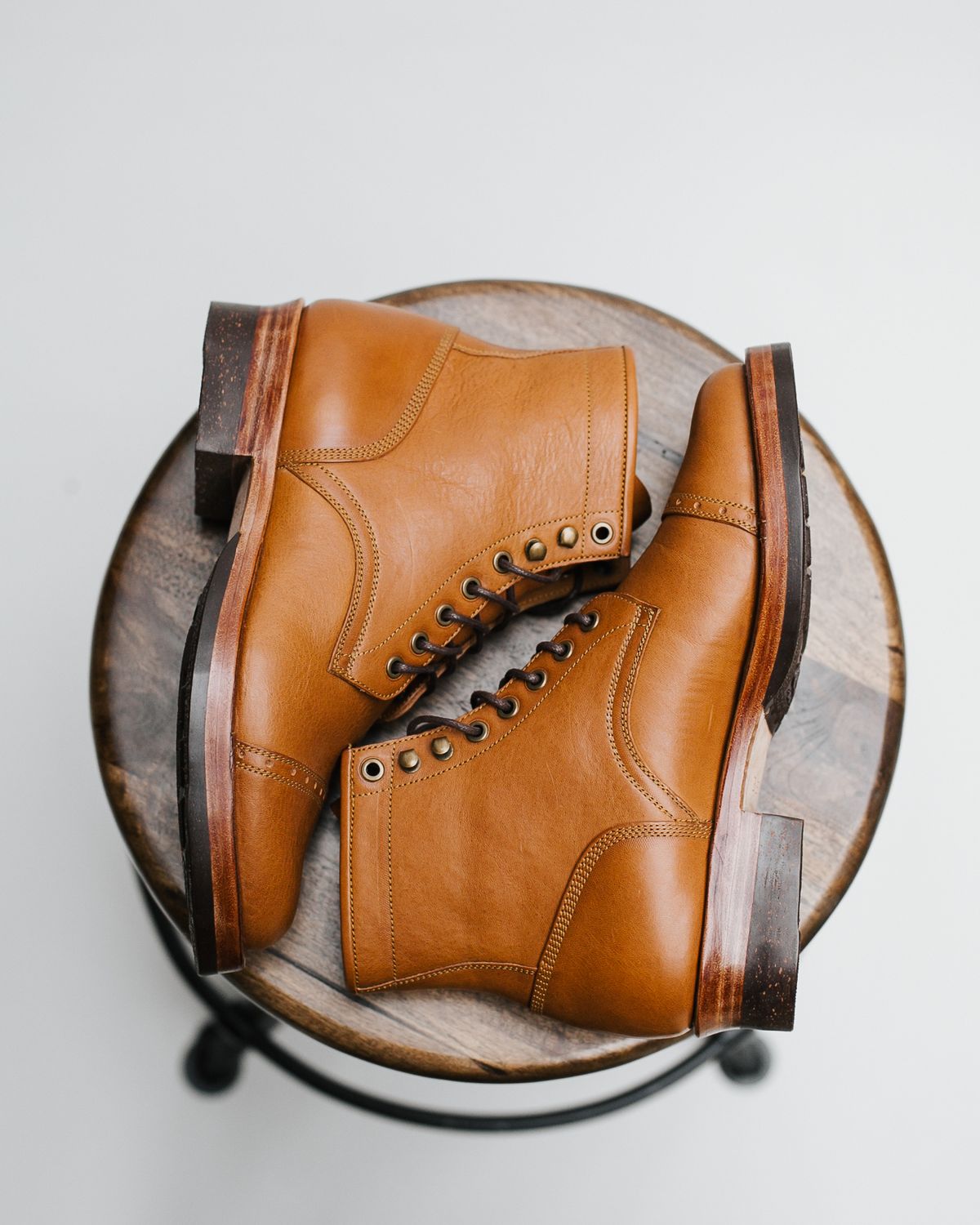 Photo by bsschneid89 on October 3, 2022 of the Benzein Kanon Brogue Cap Toe Boot in Badalassi Carlo Cognac Minerva.