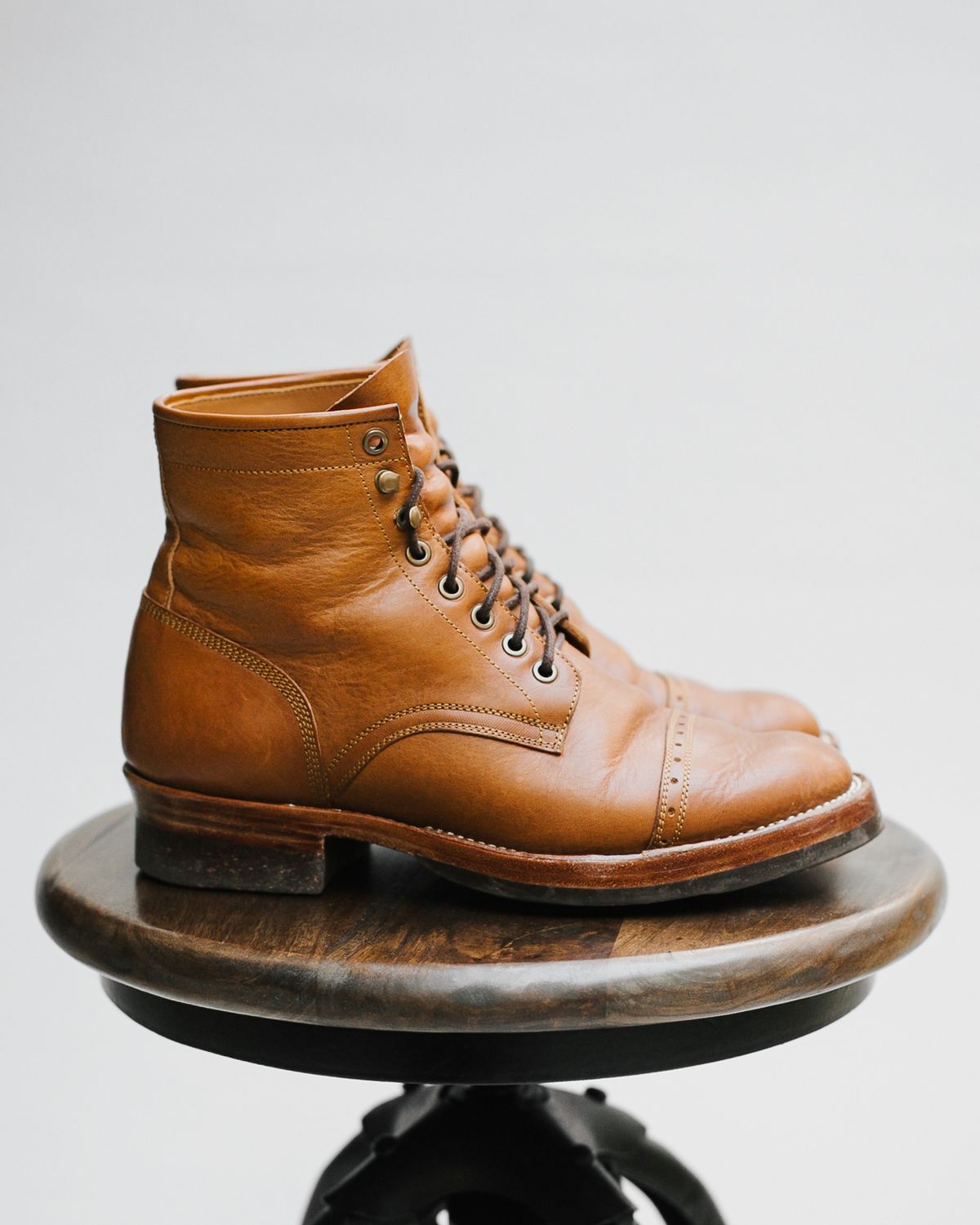 Photo by bsschneid89 on November 4, 2022 of the Benzein Kanon Brogue Cap Toe Boot in Badalassi Carlo Cognac Minerva.