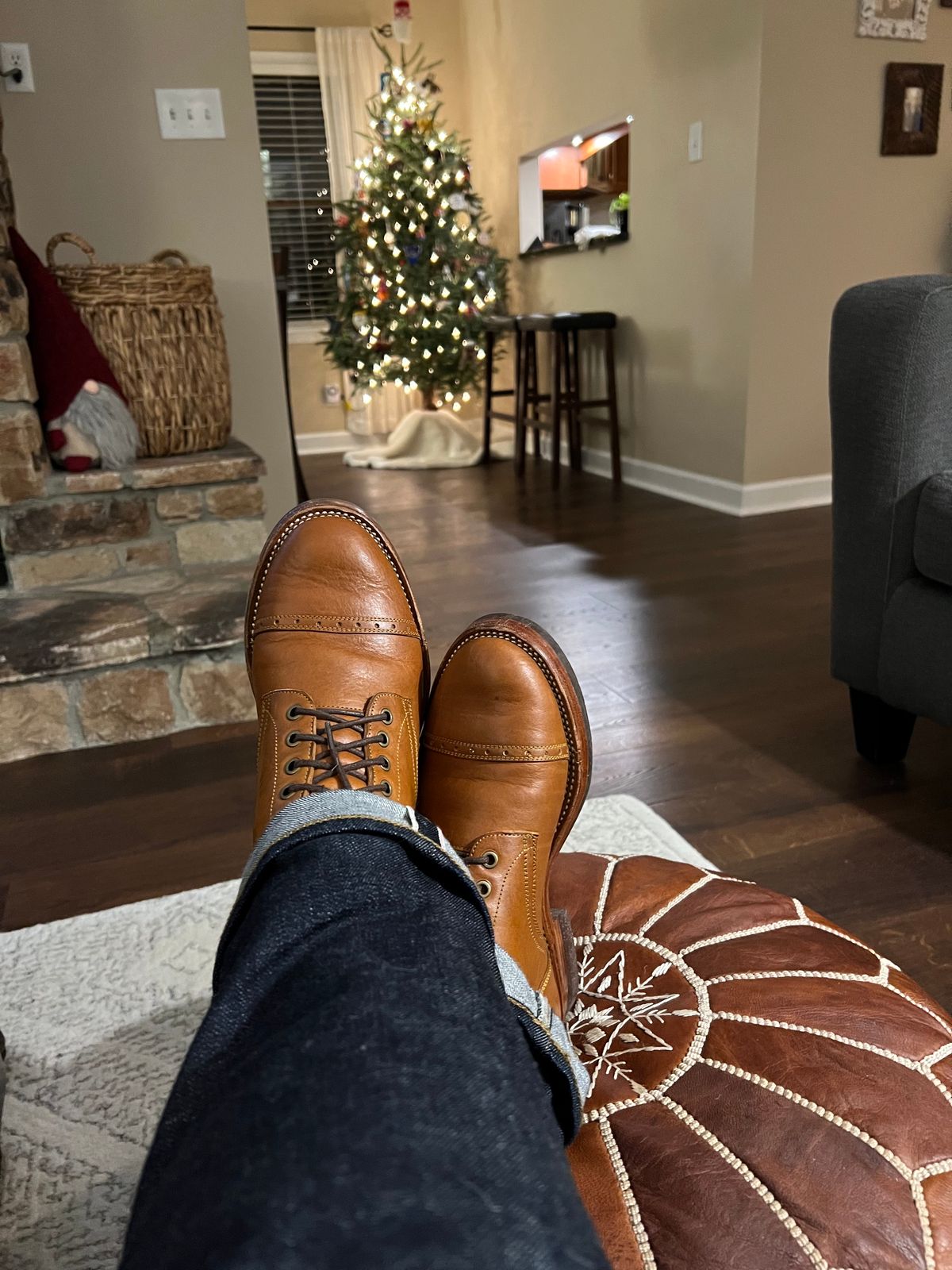 Photo by bsschneid89 on December 5, 2022 of the Benzein Kanon Brogue Cap Toe Boot in Badalassi Carlo Cognac Minerva.