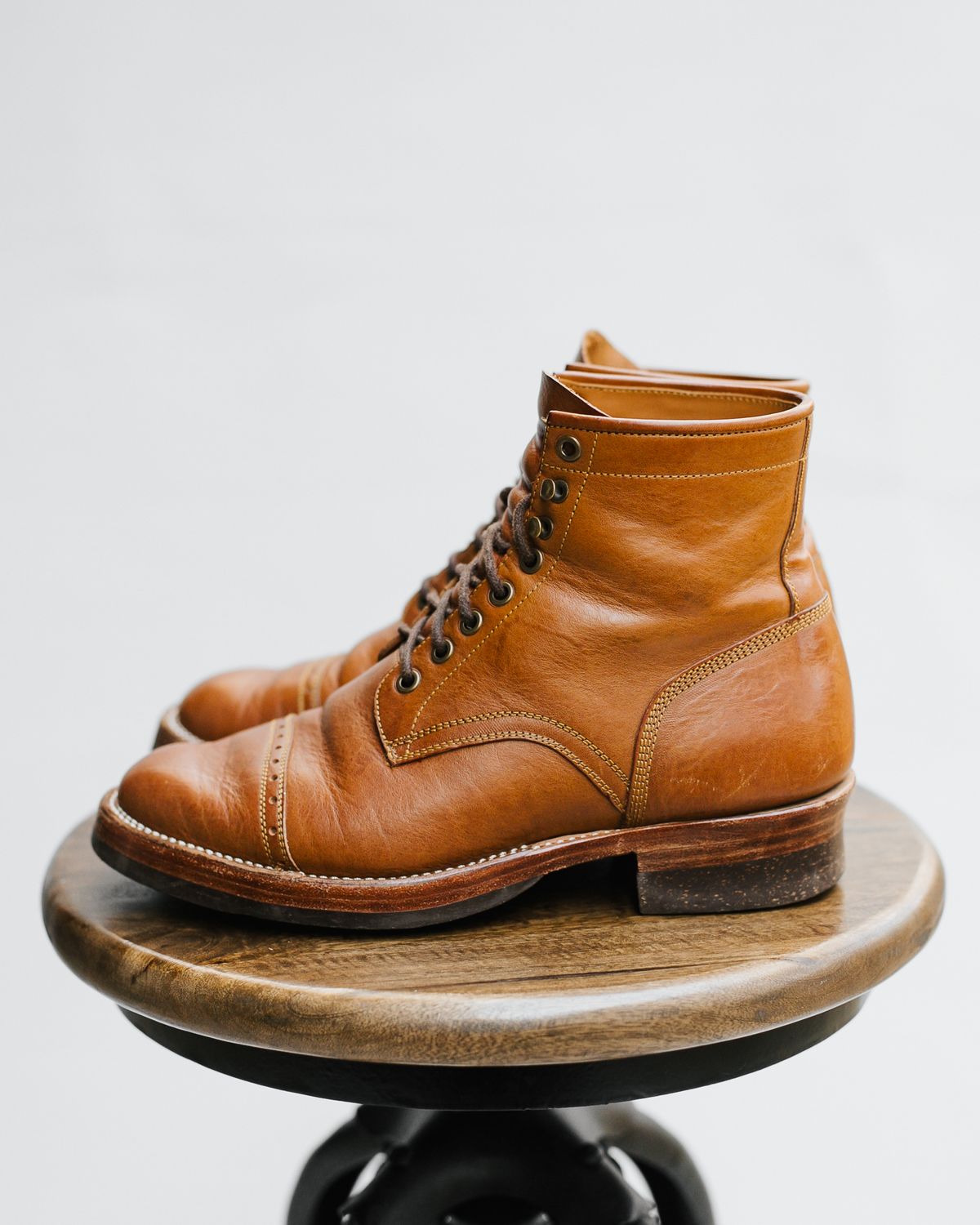 Photo by bsschneid89 on January 6, 2023 of the Benzein Kanon Brogue Cap Toe Boot in Badalassi Carlo Cognac Minerva.