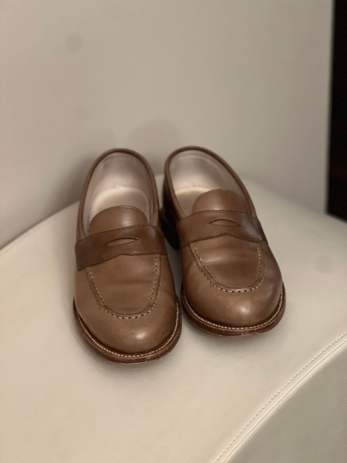 Photo by bsschneid89 on December 6, 2023 of the Grant Stone Traveler Loafer in Horween Dune Chromexcel.