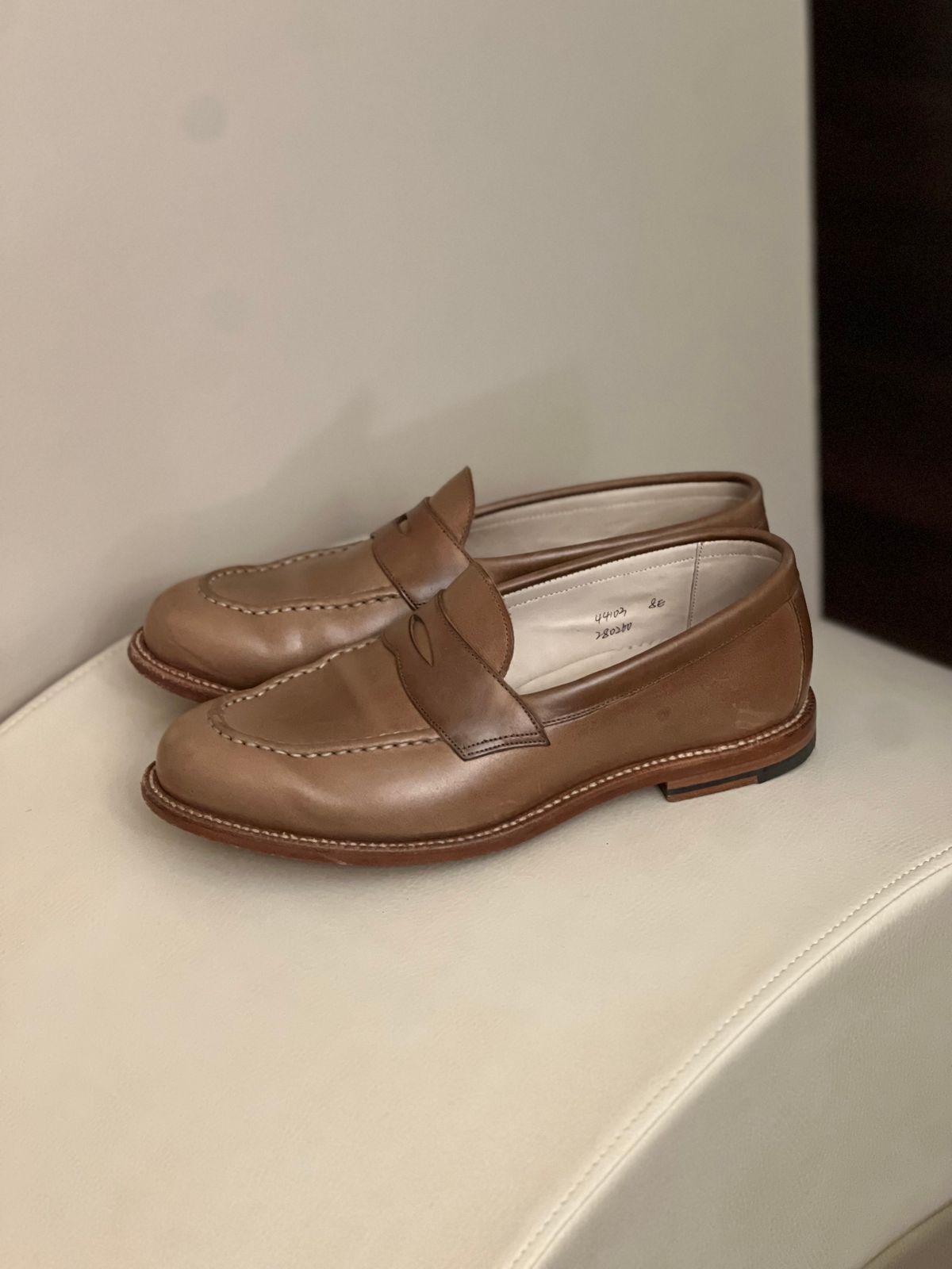 Photo by bsschneid89 on December 6, 2023 of the Grant Stone Traveler Loafer in Horween Dune Chromexcel.