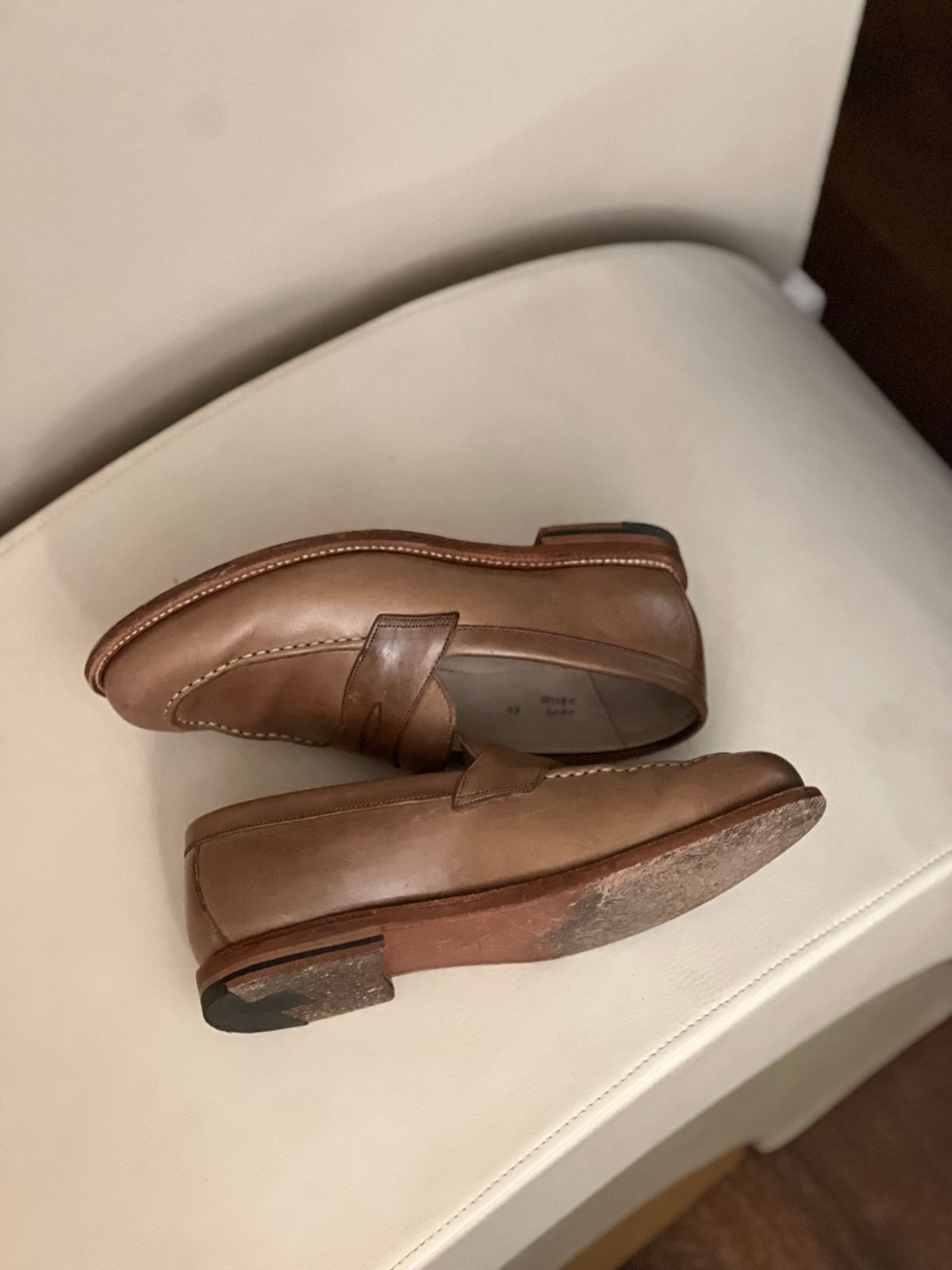 Photo by bsschneid89 on December 6, 2023 of the Grant Stone Traveler Loafer in Horween Dune Chromexcel.