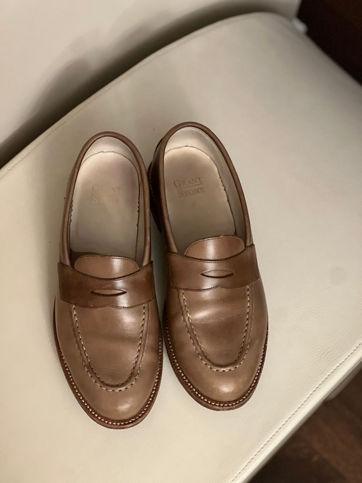 Photo by bsschneid89 on December 6, 2023 of the Grant Stone Traveler Loafer in Horween Dune Chromexcel.