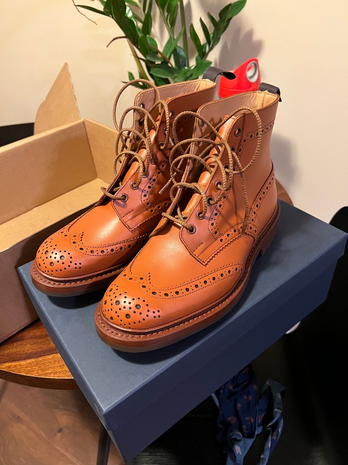 Photo by bsschneid89 on December 9, 2022 of the Tricker's Malton Country Boot in C-Shade Tan.