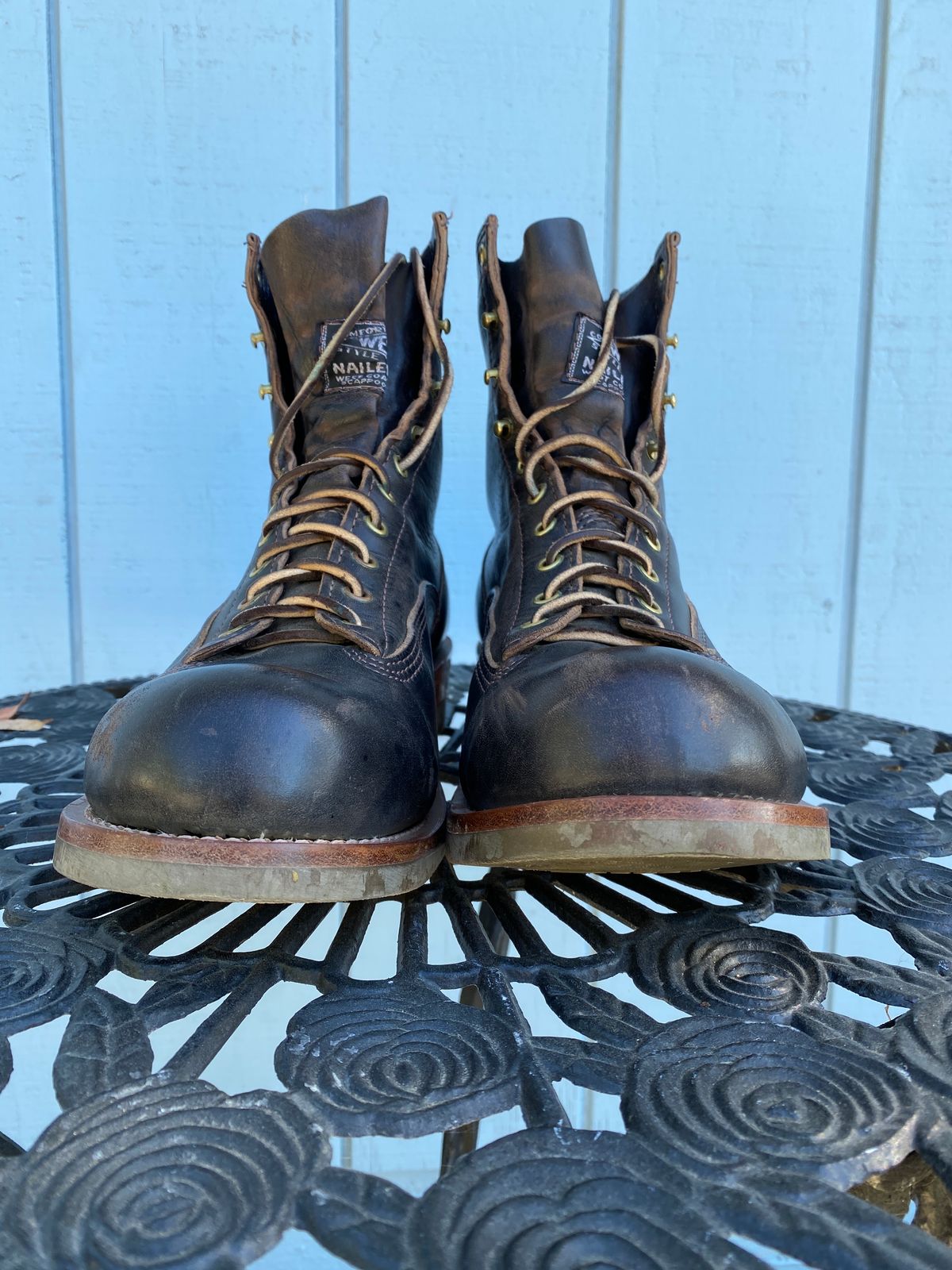 Photo by centralfornia on November 6, 2023 of the Wesco Jobmaster in Horween Black Chromexcel Horsehide.