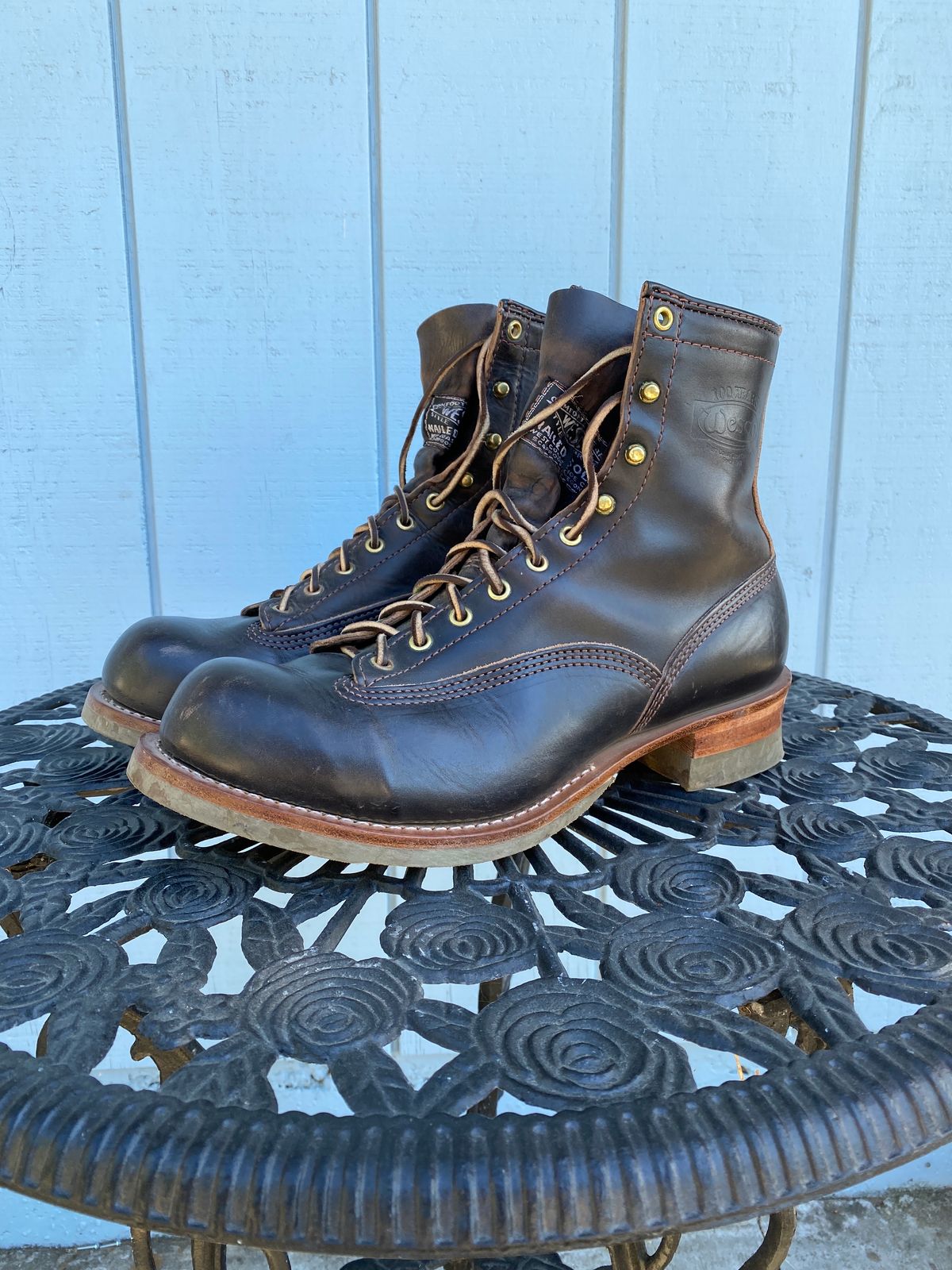 Photo by centralfornia on November 6, 2023 of the Wesco Jobmaster in Horween Black Chromexcel Horsehide.