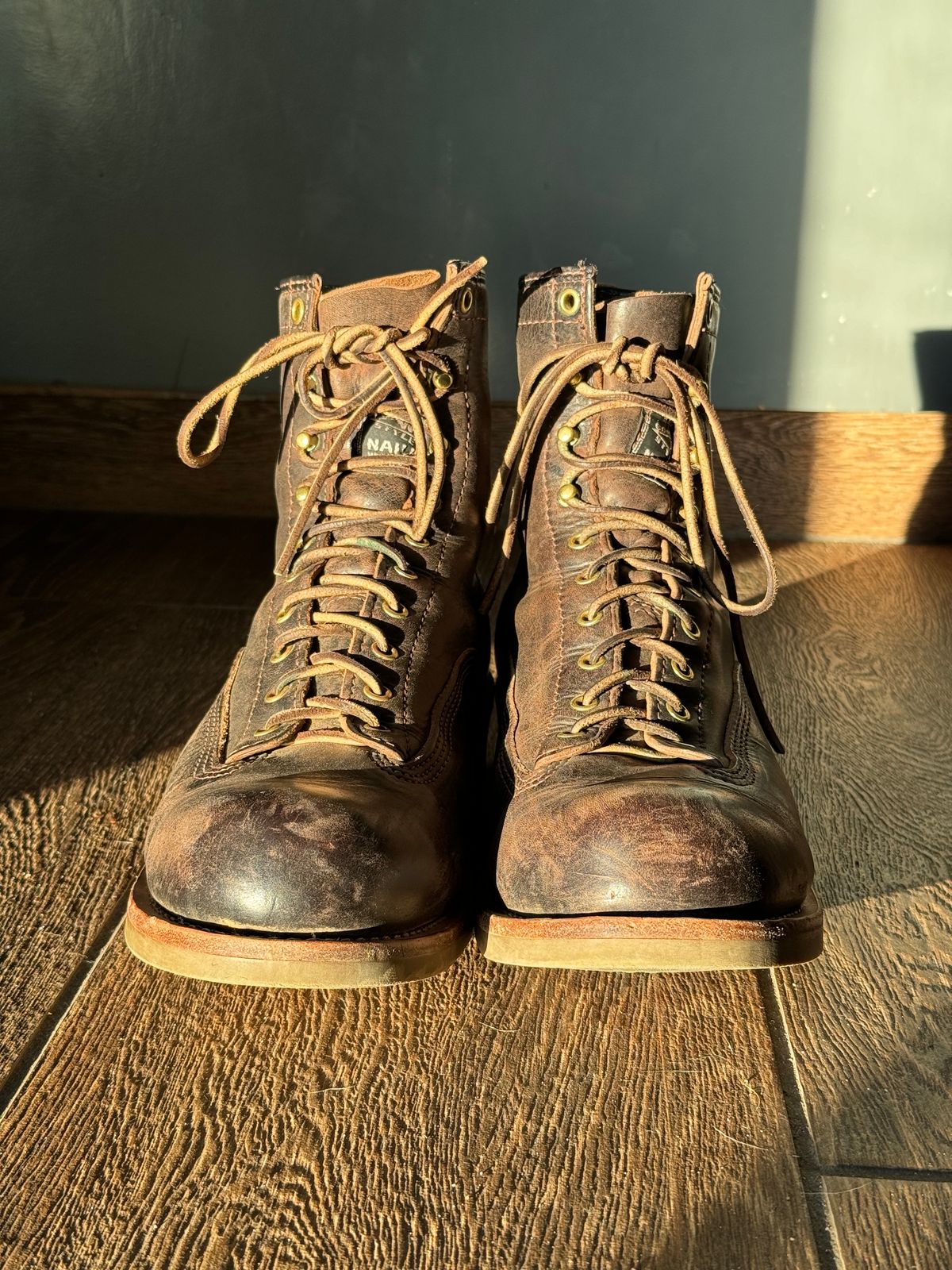 Photo by centralfornia on January 6, 2024 of the Wesco Jobmaster in Horween Black Chromexcel Horsehide.