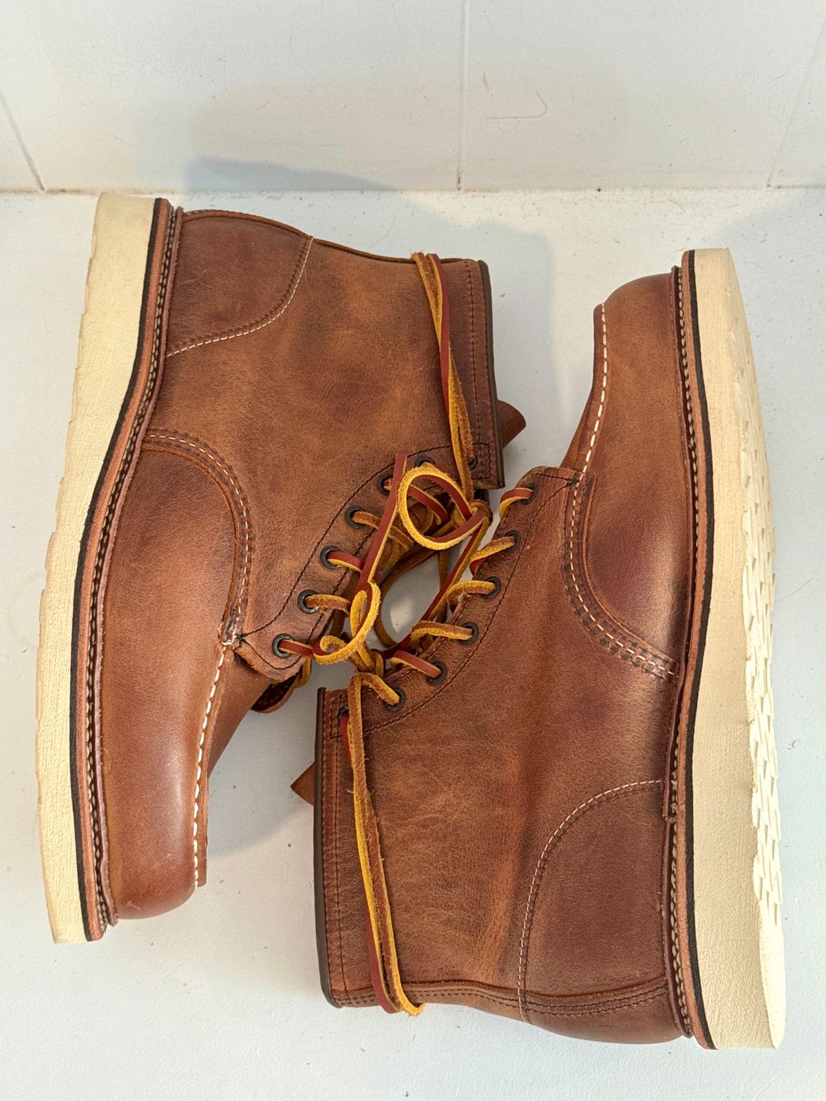 Photo by centralfornia on October 4, 2025 of the Red Wing 1907 Moc Toe in S.B. Foot Copper Rough and Tough.