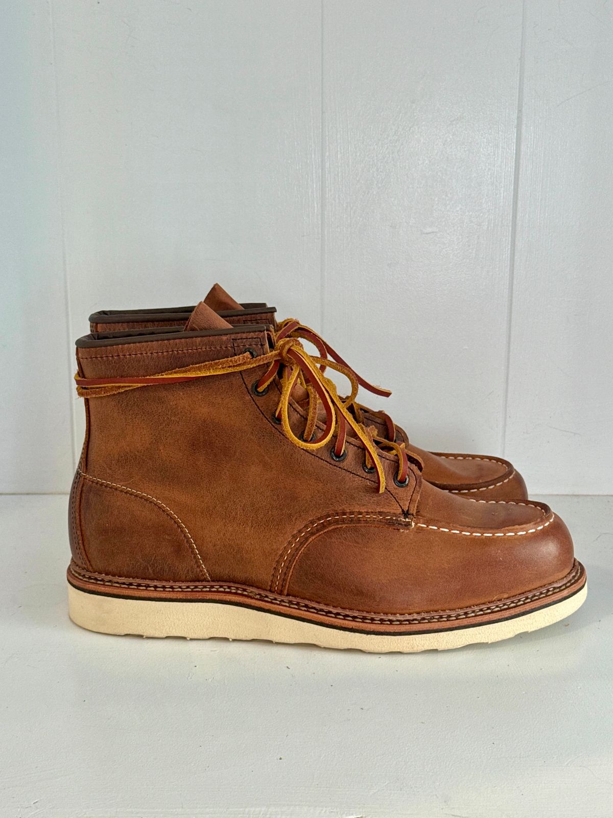 Photo by centralfornia on October 4, 2025 of the Red Wing 1907 Moc Toe in S.B. Foot Copper Rough and Tough.