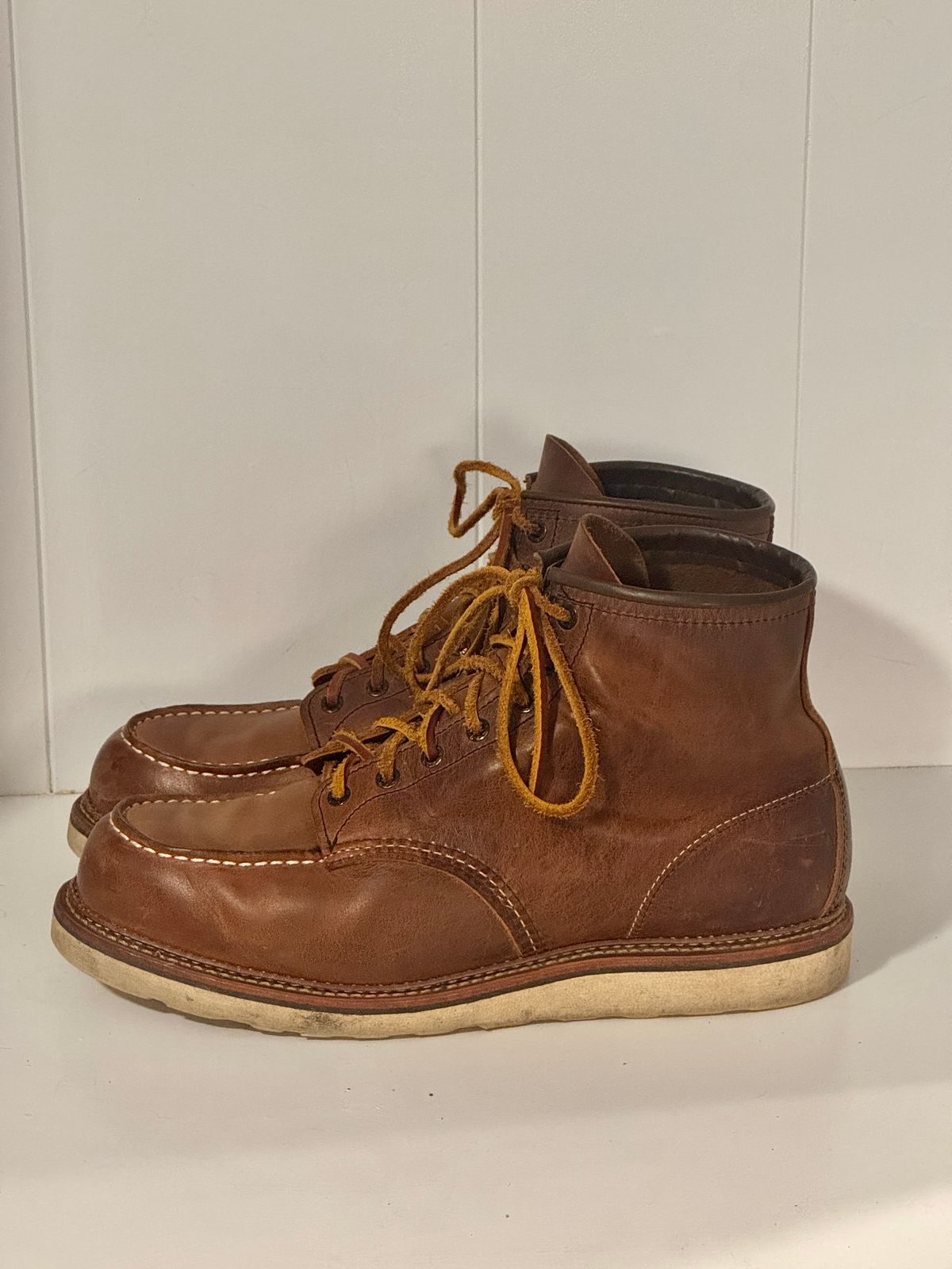 Photo by centralfornia on November 6, 2025 of the Red Wing 1907 Moc Toe in S.B. Foot Copper Rough and Tough.