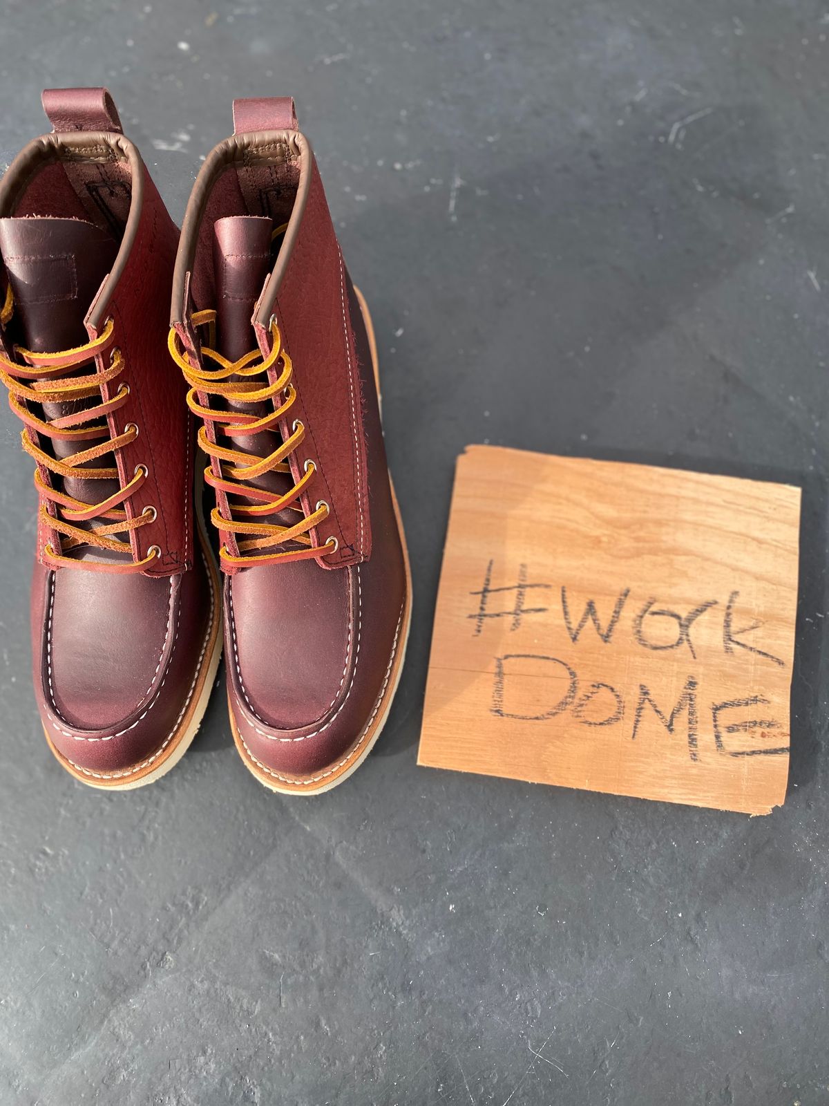 Photo by centralfornia on October 2, 2022 of the Red Wing 6-Inch Classic Moc in Unknown Leather.