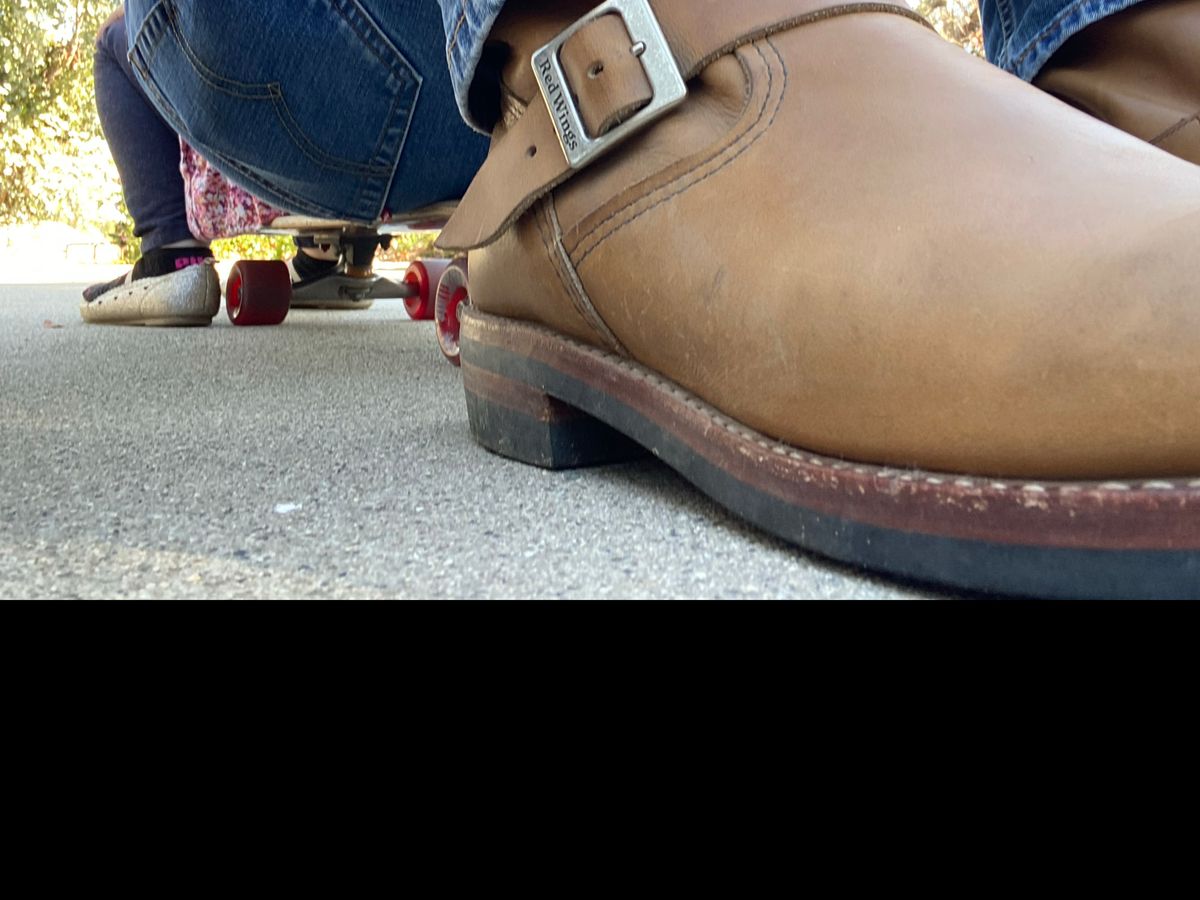 Photo by centralfornia on December 4, 2022 of the Red Wing Engineer in S.B. Foot Hawthorne Muleskinner.