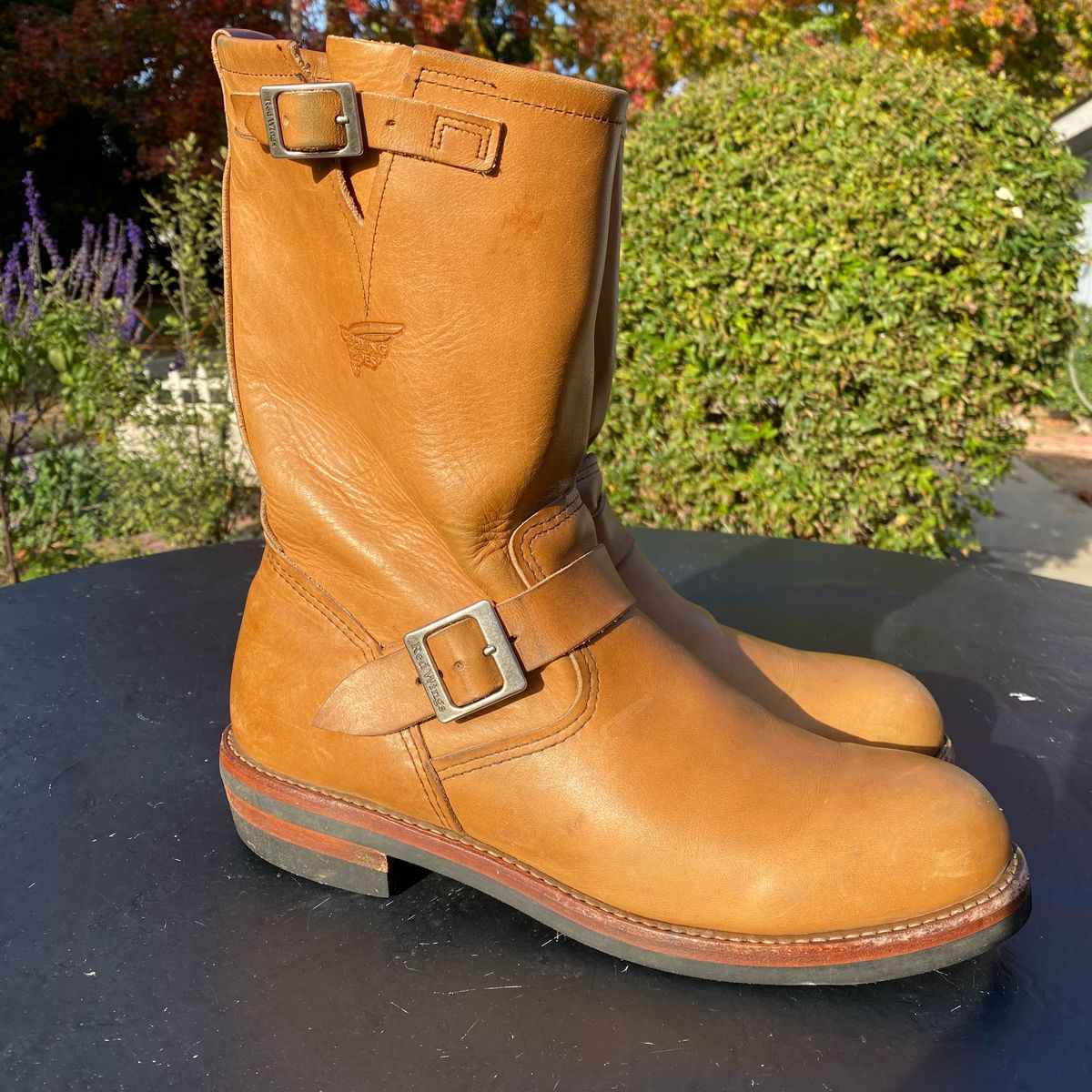 Photo by centralfornia on December 4, 2022 of the Red Wing Engineer in S.B. Foot Hawthorne Muleskinner.