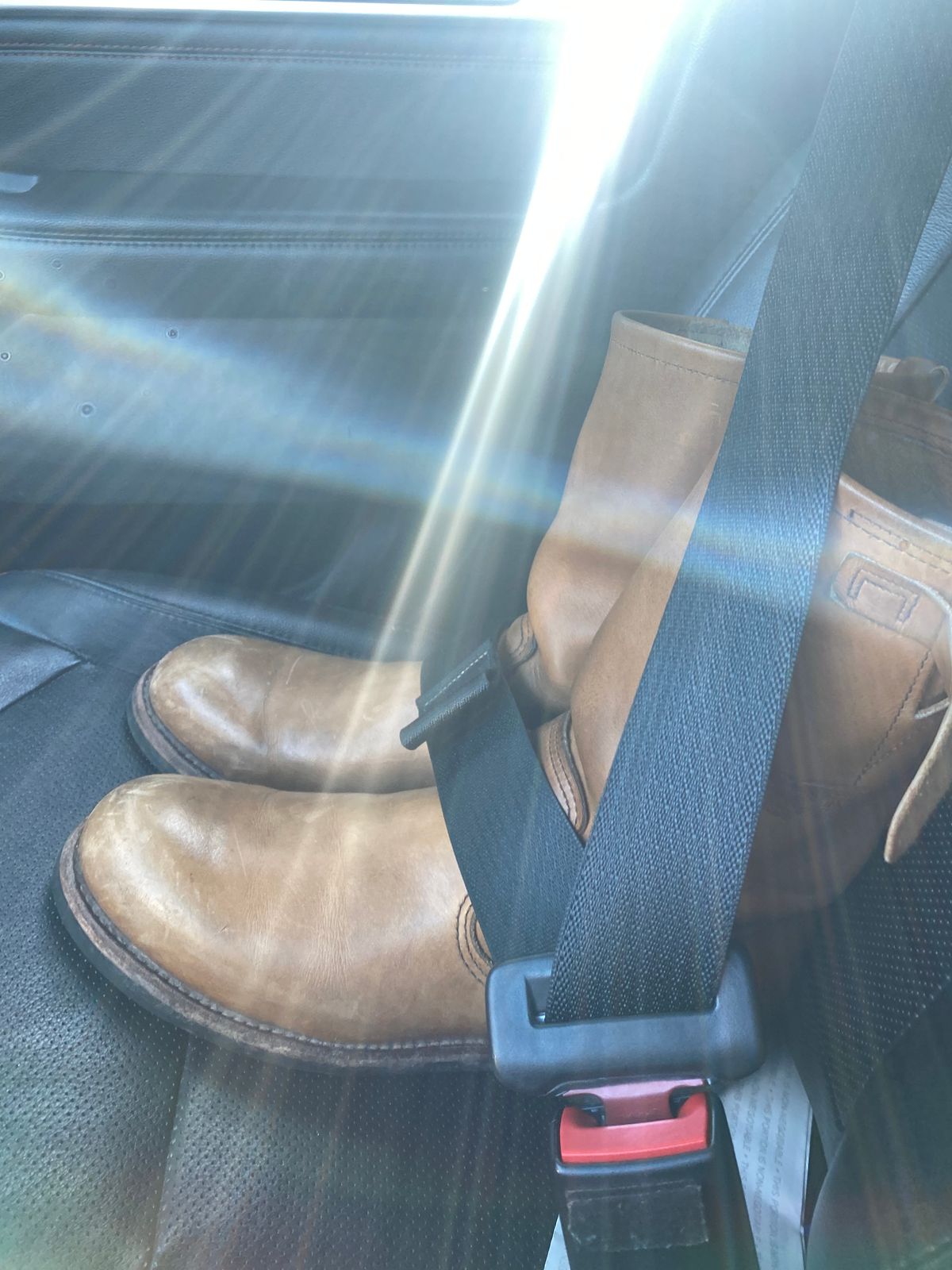 Photo by centralfornia on February 5, 2023 of the Red Wing Engineer in S.B. Foot Hawthorne Muleskinner.