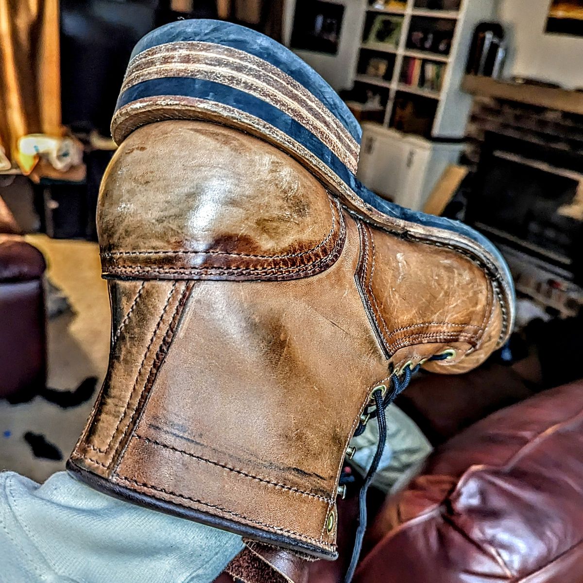 Photo by workwearfit on December 14, 2022 of the Frank's Boots Lace-To-Toe in Horween Russet Horsehide Strips.