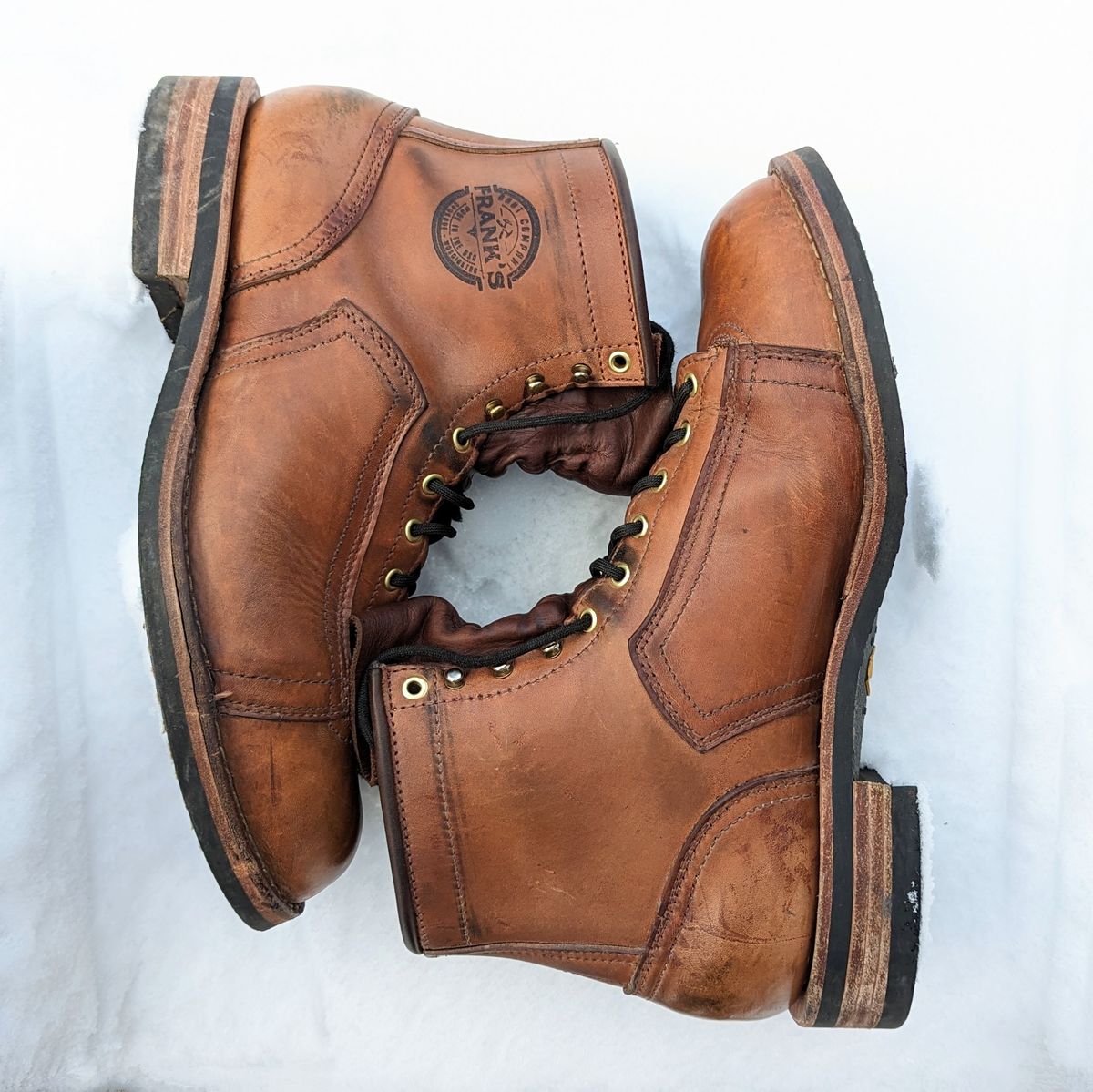 Photo by theworkwearkit on February 1, 2023 of the Frank's Boots Lace-To-Toe in Horween Russet Horsehide Strips.