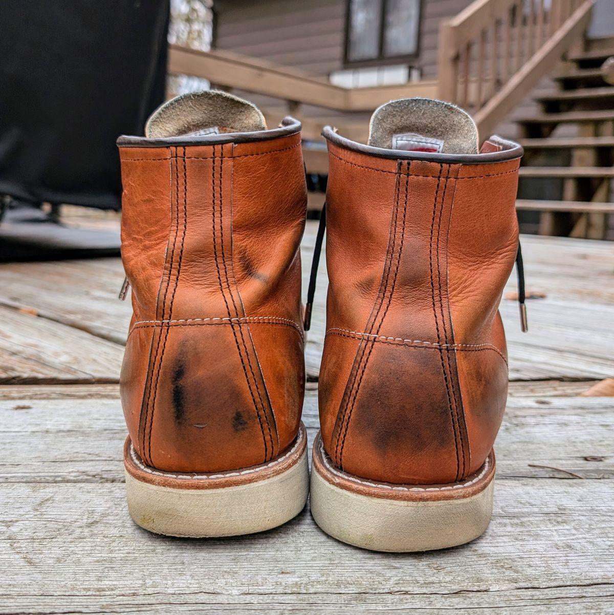 Photo by theworkwearkit on November 3, 2024 of the Red Wing 875 in Red Wing / Brown.