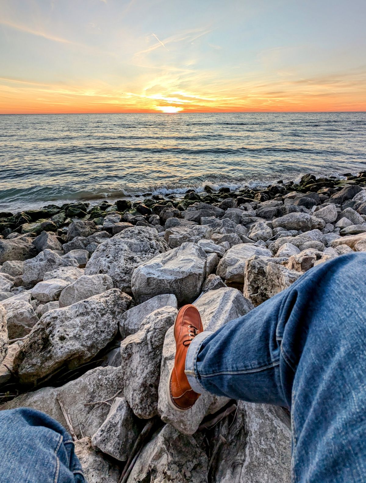 Photo by theworkwearkit on December 3, 2024 of the Red Wing 875 in Red Wing / Brown.