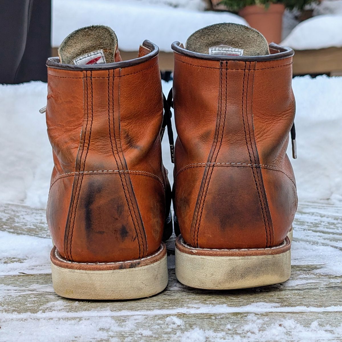 Photo by theworkwearkit on December 3, 2024 of the Red Wing 875 in Red Wing / Brown.