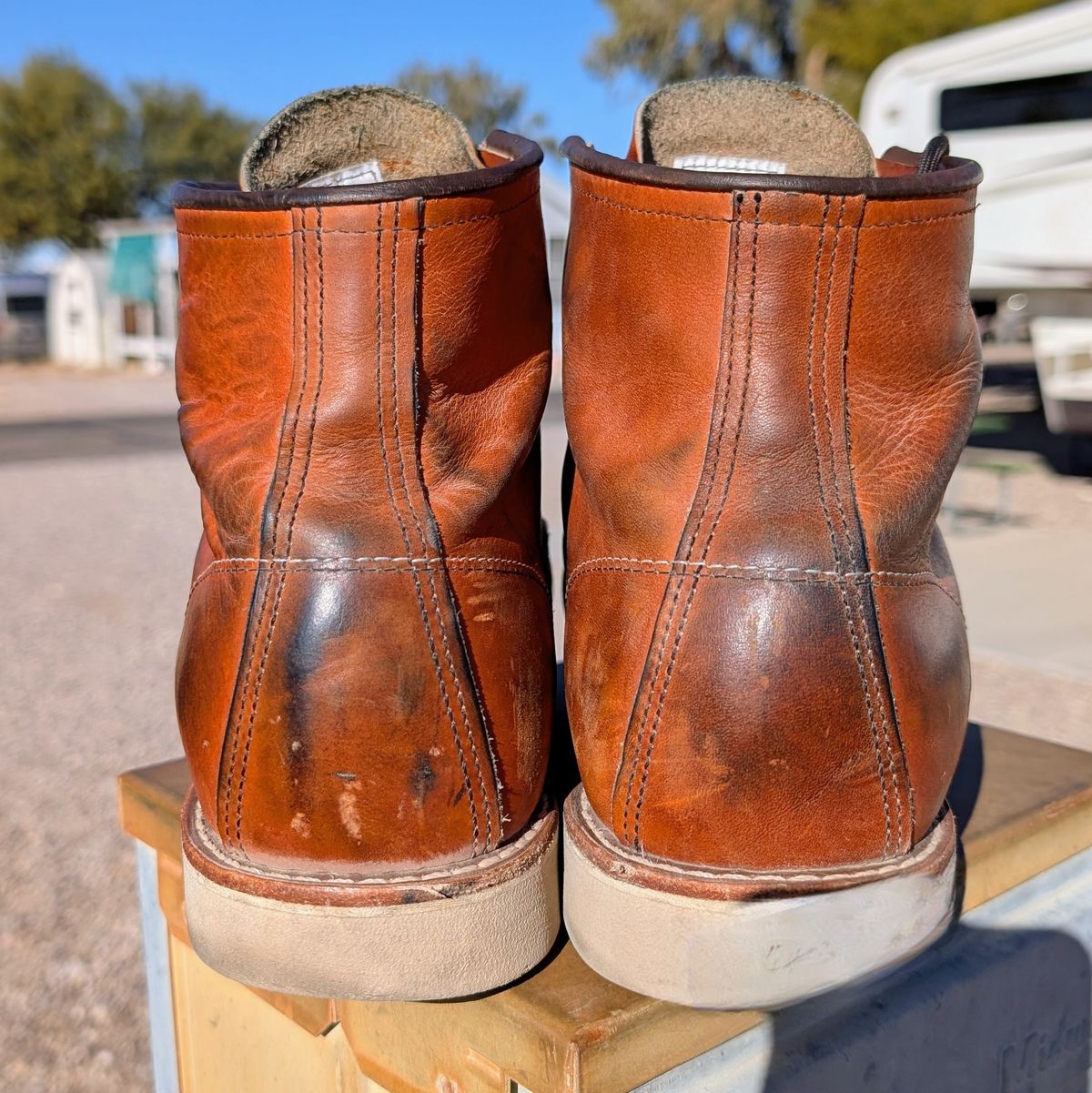 Photo by theworkwearkit on January 5, 2025 of the Red Wing 875 in Red Wing / Brown.