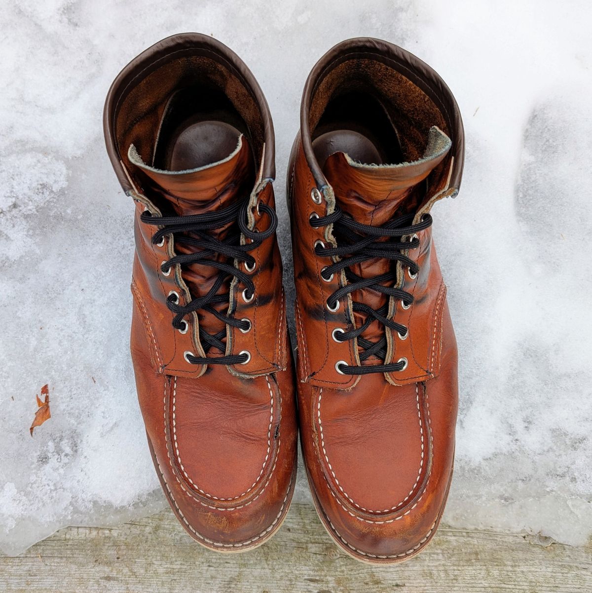 Photo by theworkwearkit on February 5, 2025 of the Red Wing 875 in Red Wing / Brown.