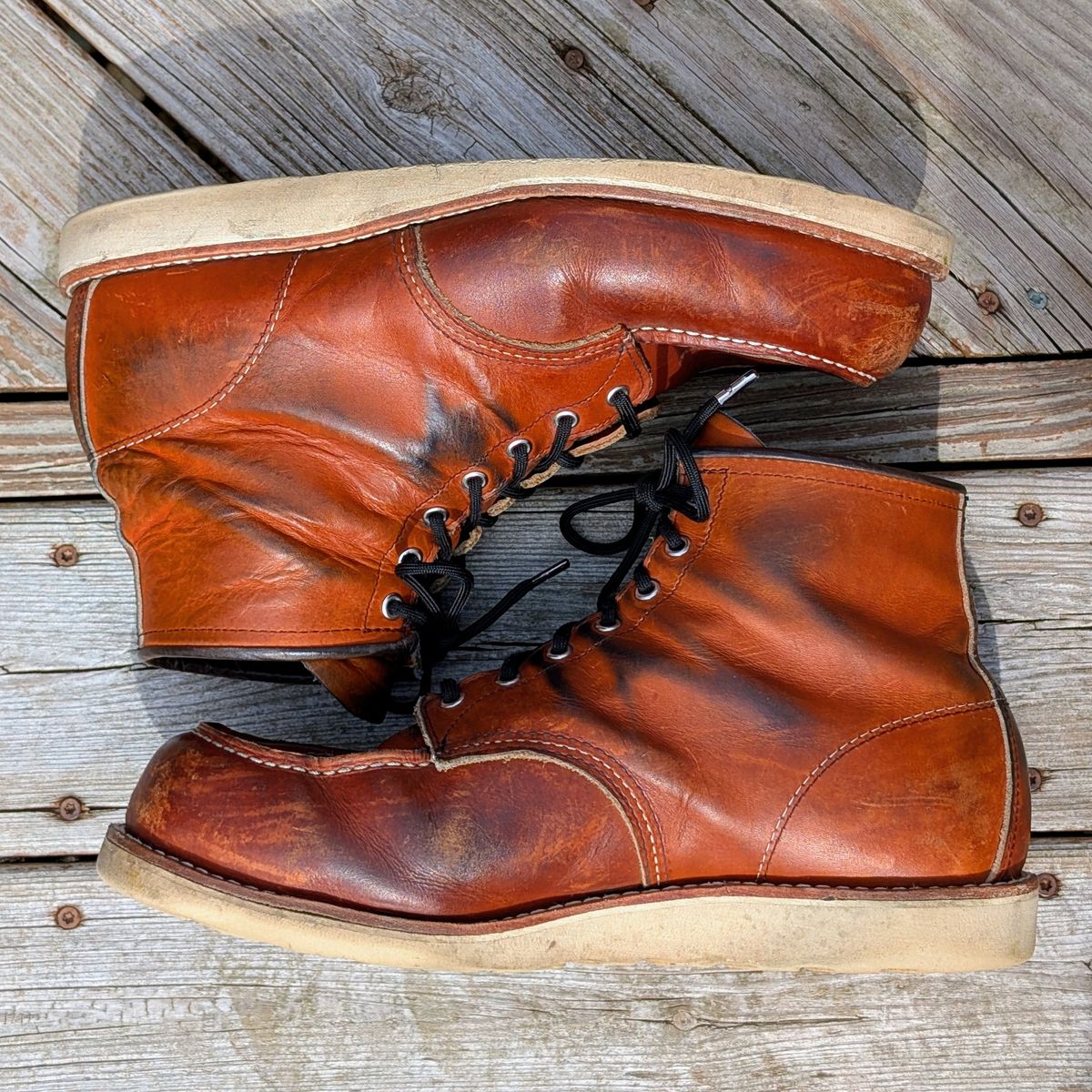 Photo by workwearfit on April 1, 2025 of the Red Wing 875 in Red Wing / Brown.