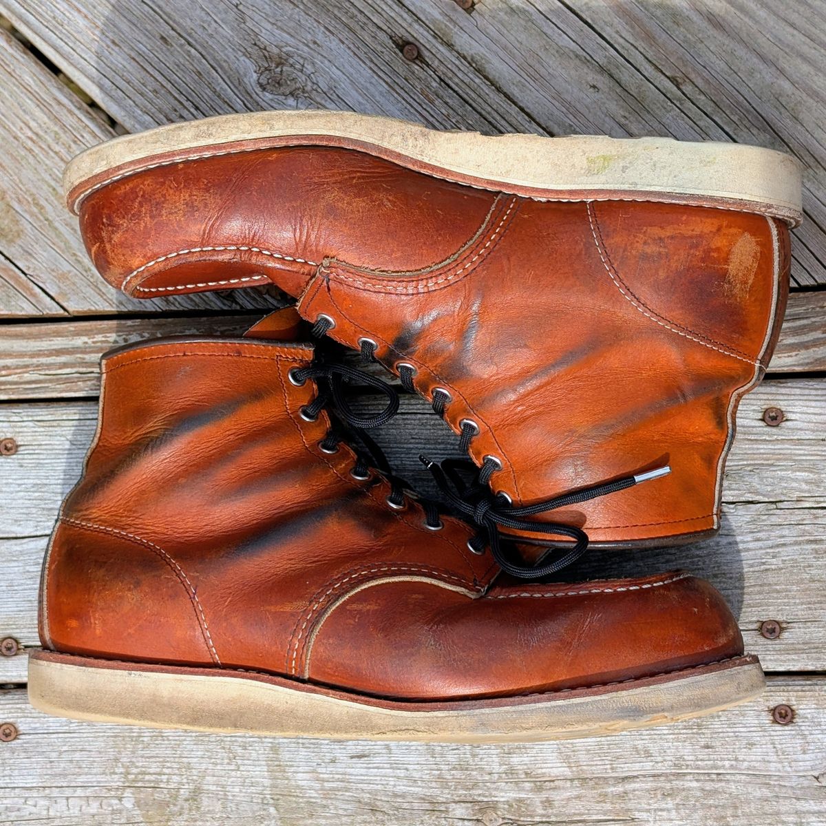 Photo by workwearfit on April 1, 2025 of the Red Wing 875 in Red Wing / Brown.