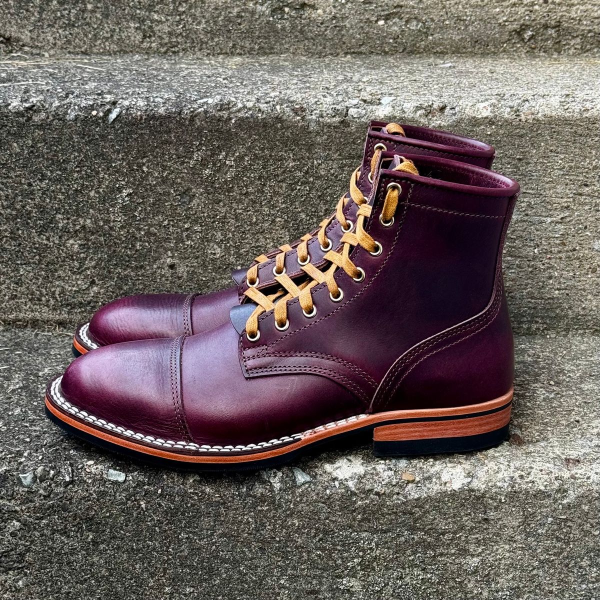 Photo by Leetsalot on October 3, 2025 of the Nicks x Parkhurst V1 in Horween Color 8 Cypress.
