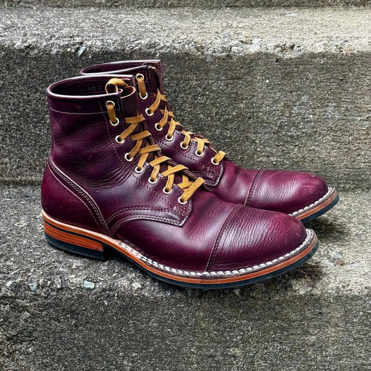 Photo by Leetsalot on November 5, 2025 of the Nicks x Parkhurst V1 in Horween Color 8 Cypress.