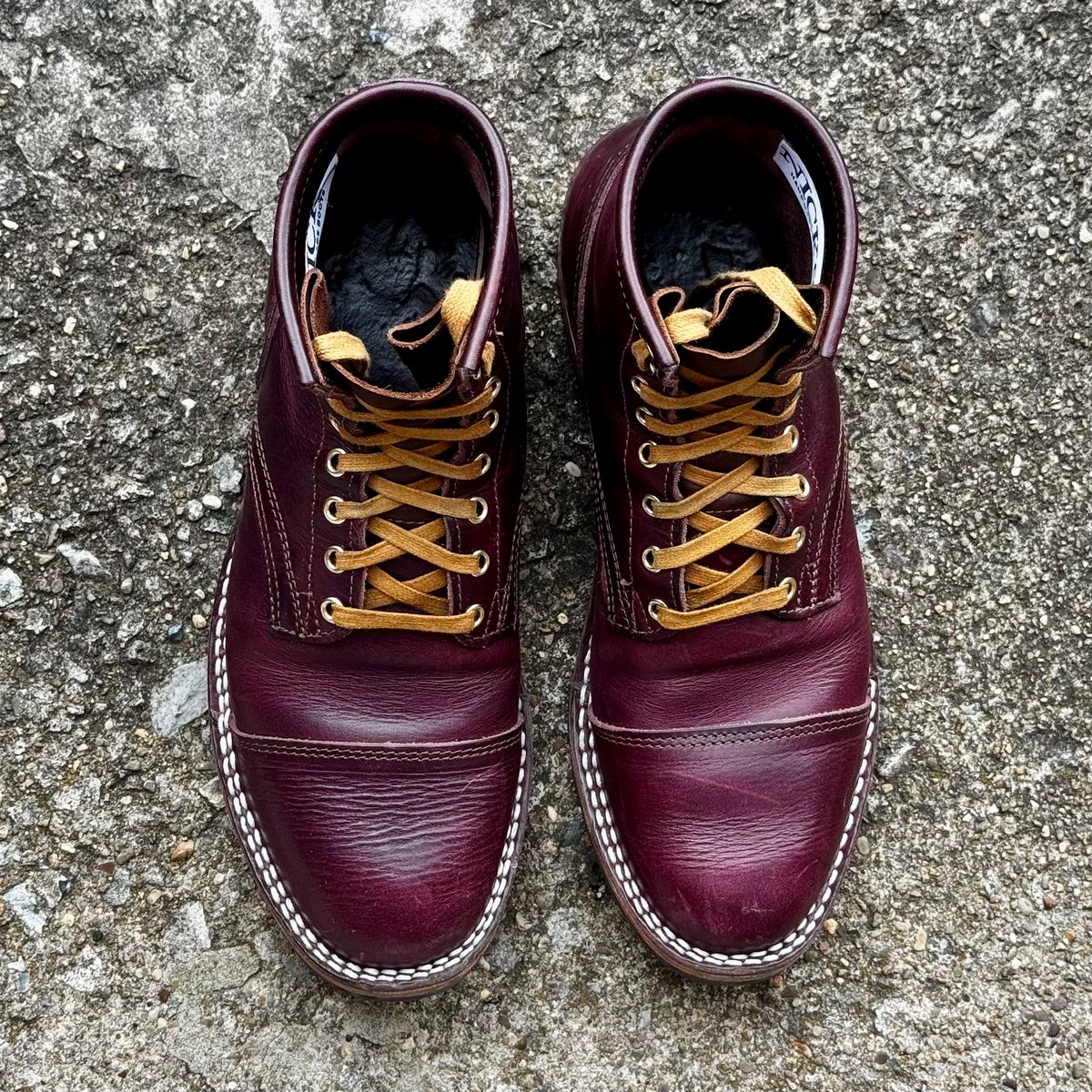 Photo by Leetsalot on November 5, 2025 of the Nicks x Parkhurst V1 in Horween Color 8 Cypress.