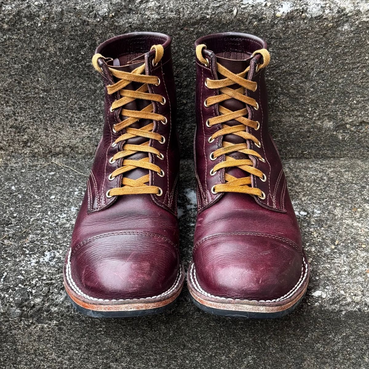 Photo by Leetsalot on December 5, 2025 of the Nicks x Parkhurst V1 in Horween Color 8 Cypress.