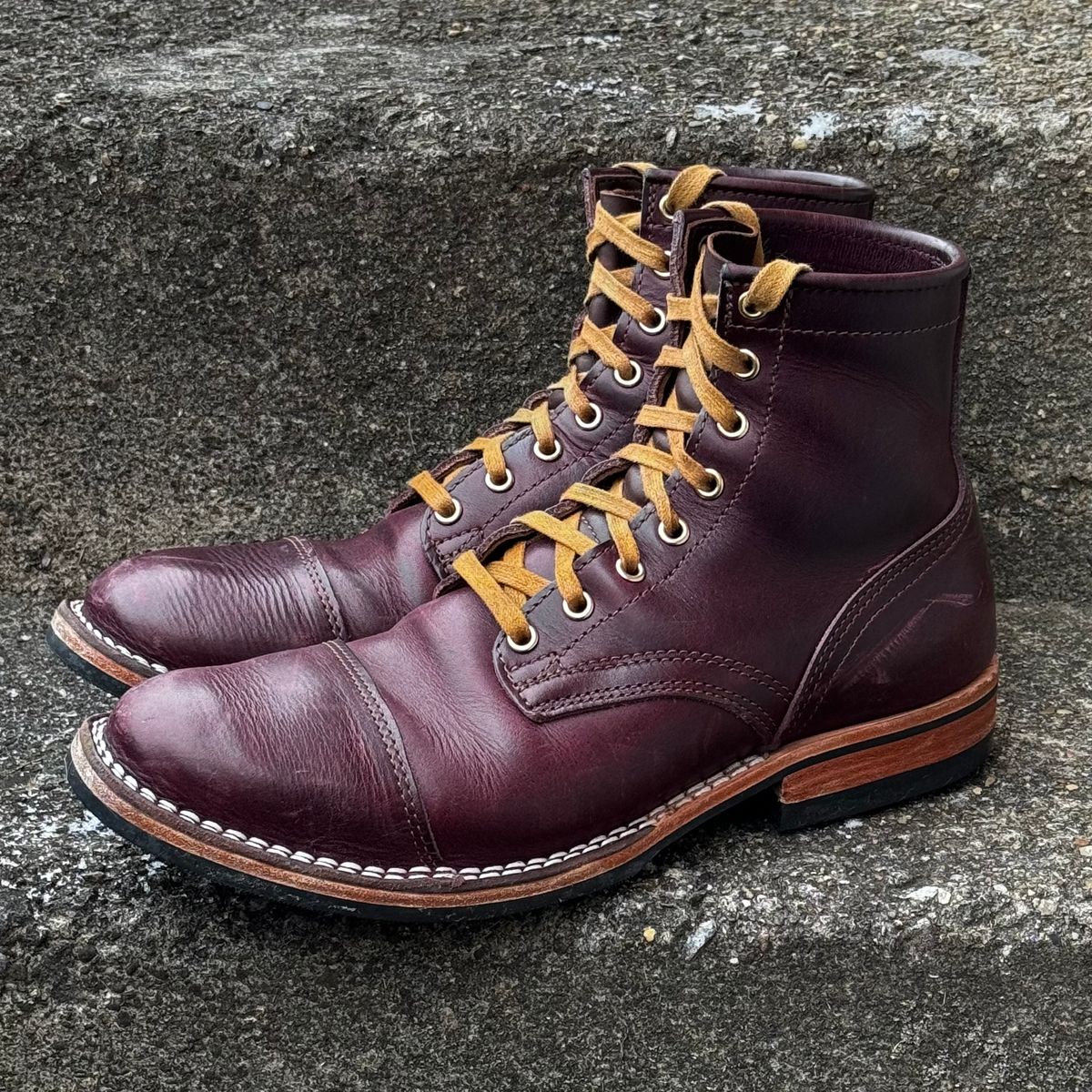 Photo by Leetsalot on December 5, 2025 of the Nicks x Parkhurst V1 in Horween Color 8 Cypress.