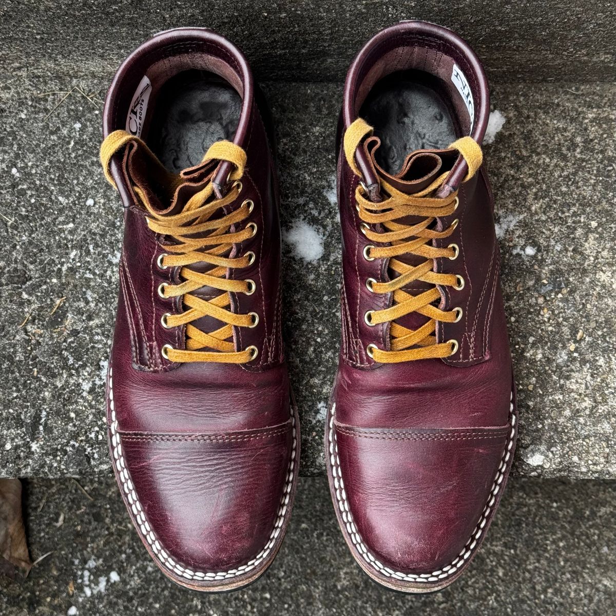 Photo by Leetsalot on December 5, 2025 of the Nicks x Parkhurst V1 in Horween Color 8 Cypress.