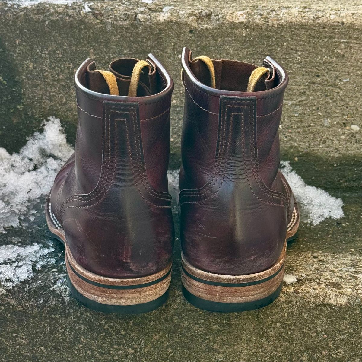 Photo by Leetsalot on February 4, 2026 of the Nicks x Parkhurst V1 in Horween Color 8 Cypress.